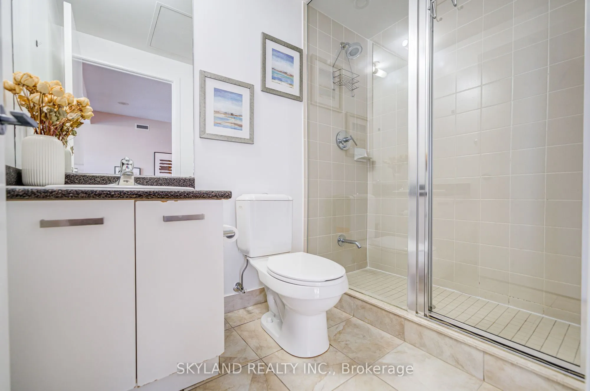 832 Bay Street, #805
