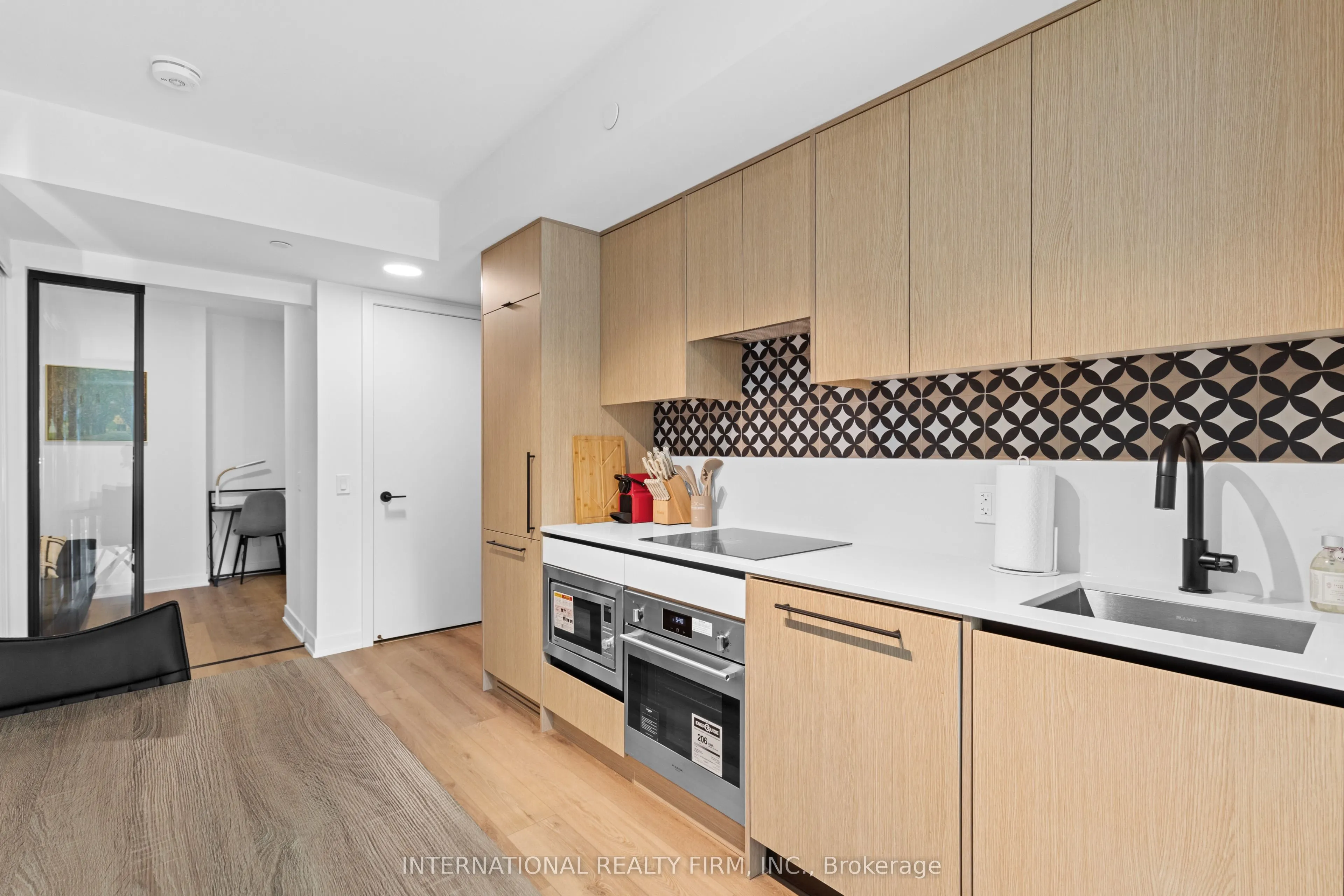 5 Lakeview Avenue, #409