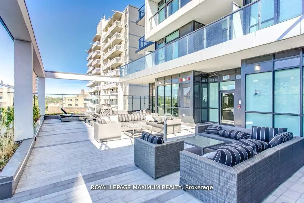 1486 Bathurst Street, #502