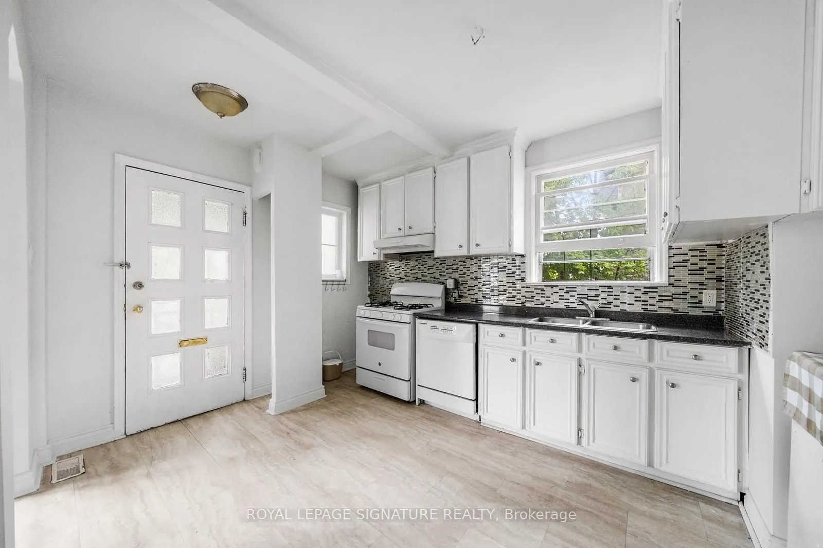 17 Pleasant Avenue