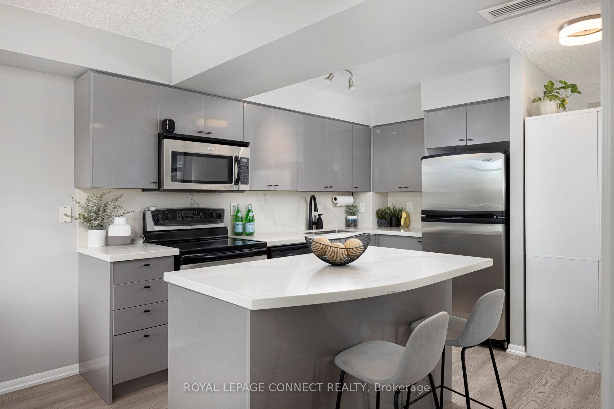 231 Fort York Boulevard, #609