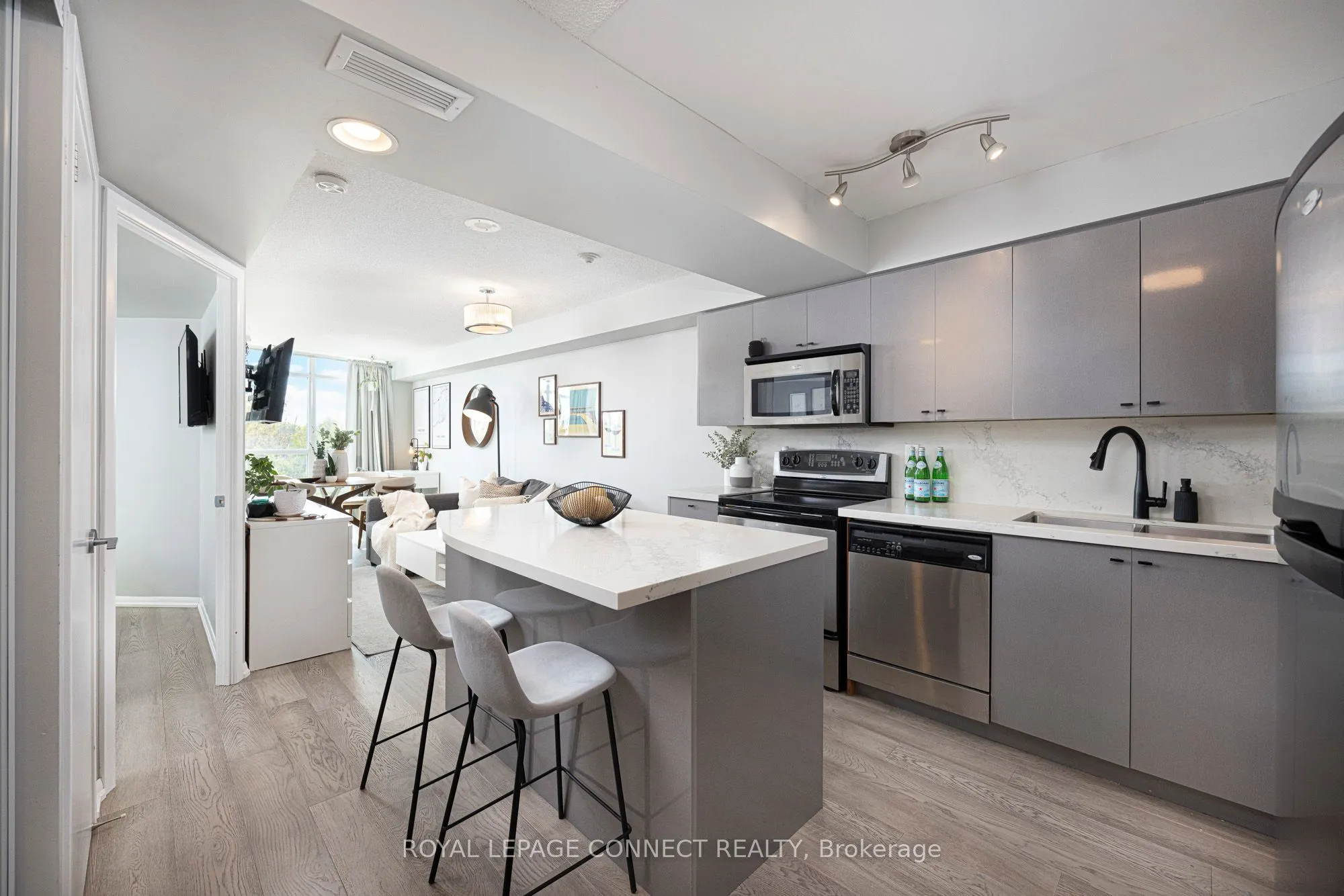 231 Fort York Boulevard, #609