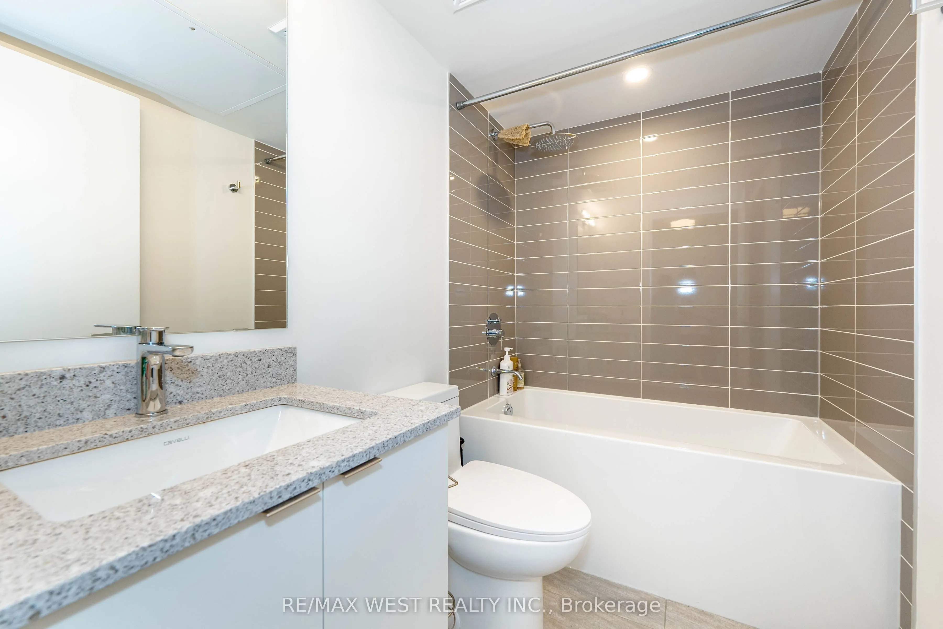 500 Wilson Avenue, #721