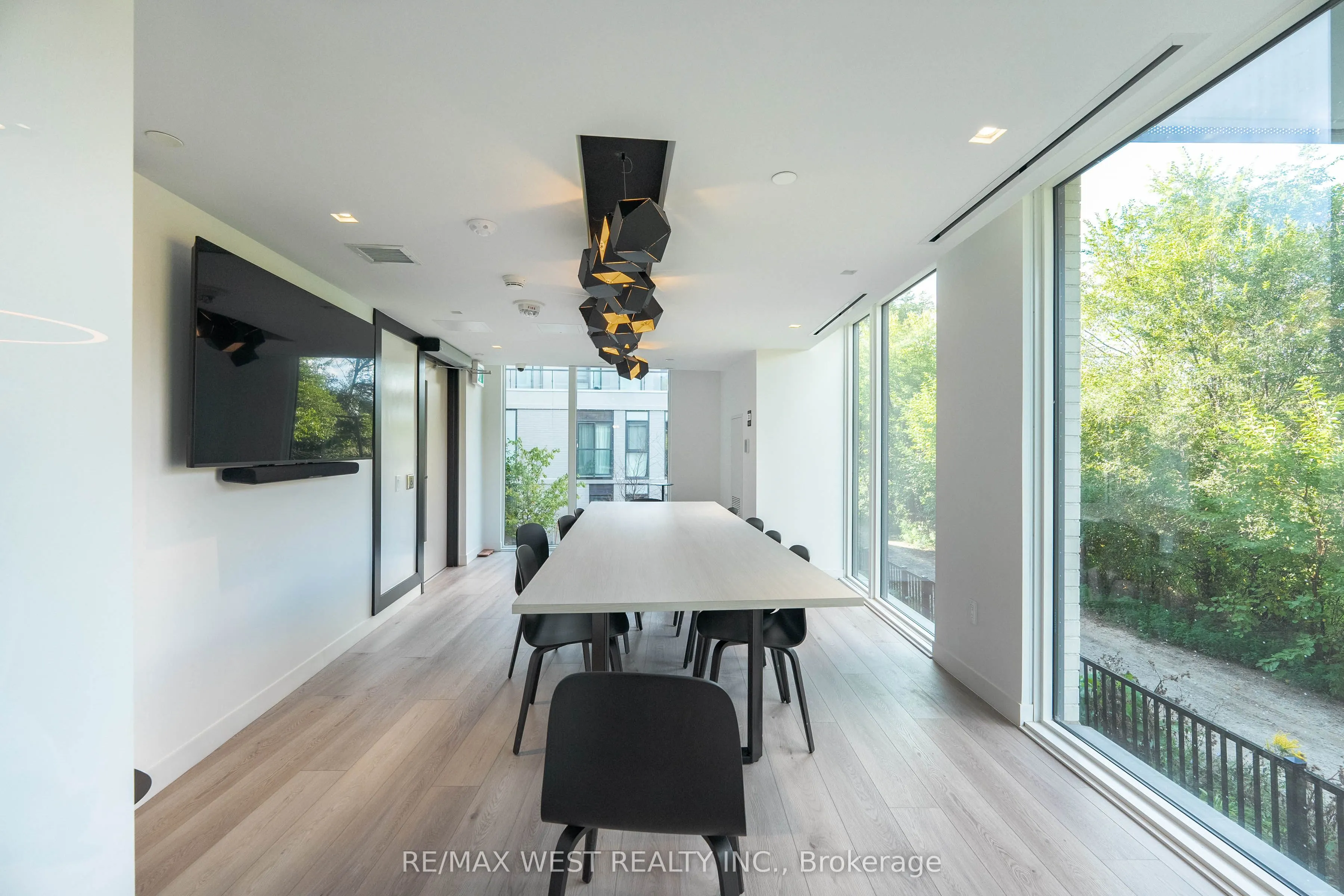 500 Wilson Avenue, #721