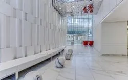 12 York Street, #611