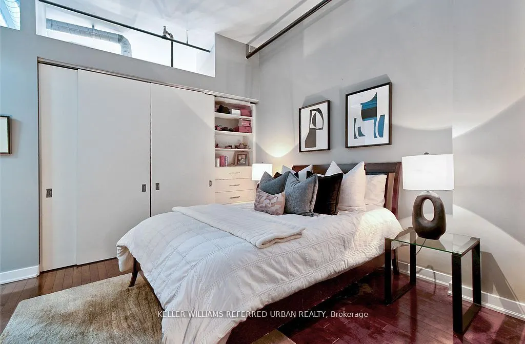 43 Hanna Avenue, #608