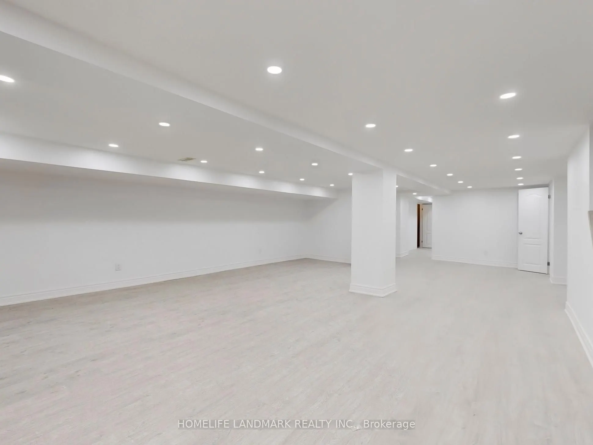 3229 Yonge Street