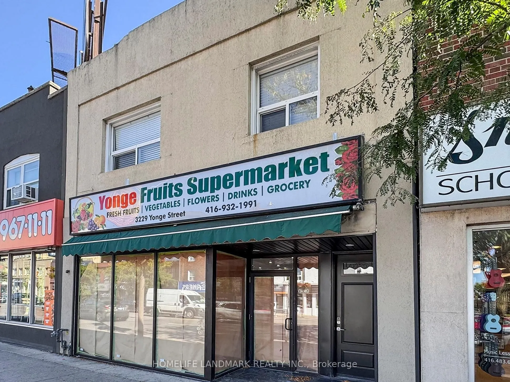 3229 Yonge Street