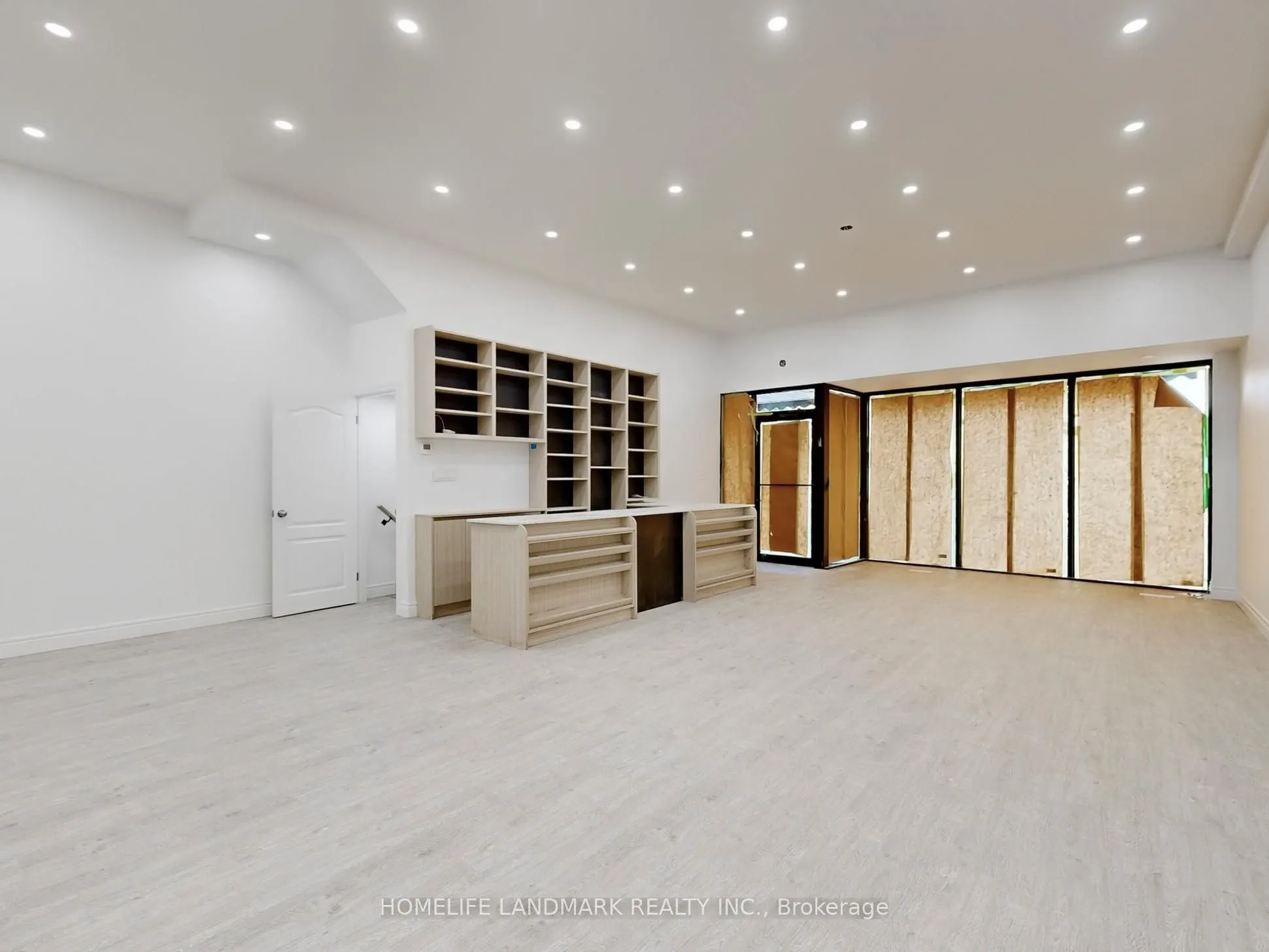 3229 Yonge Street