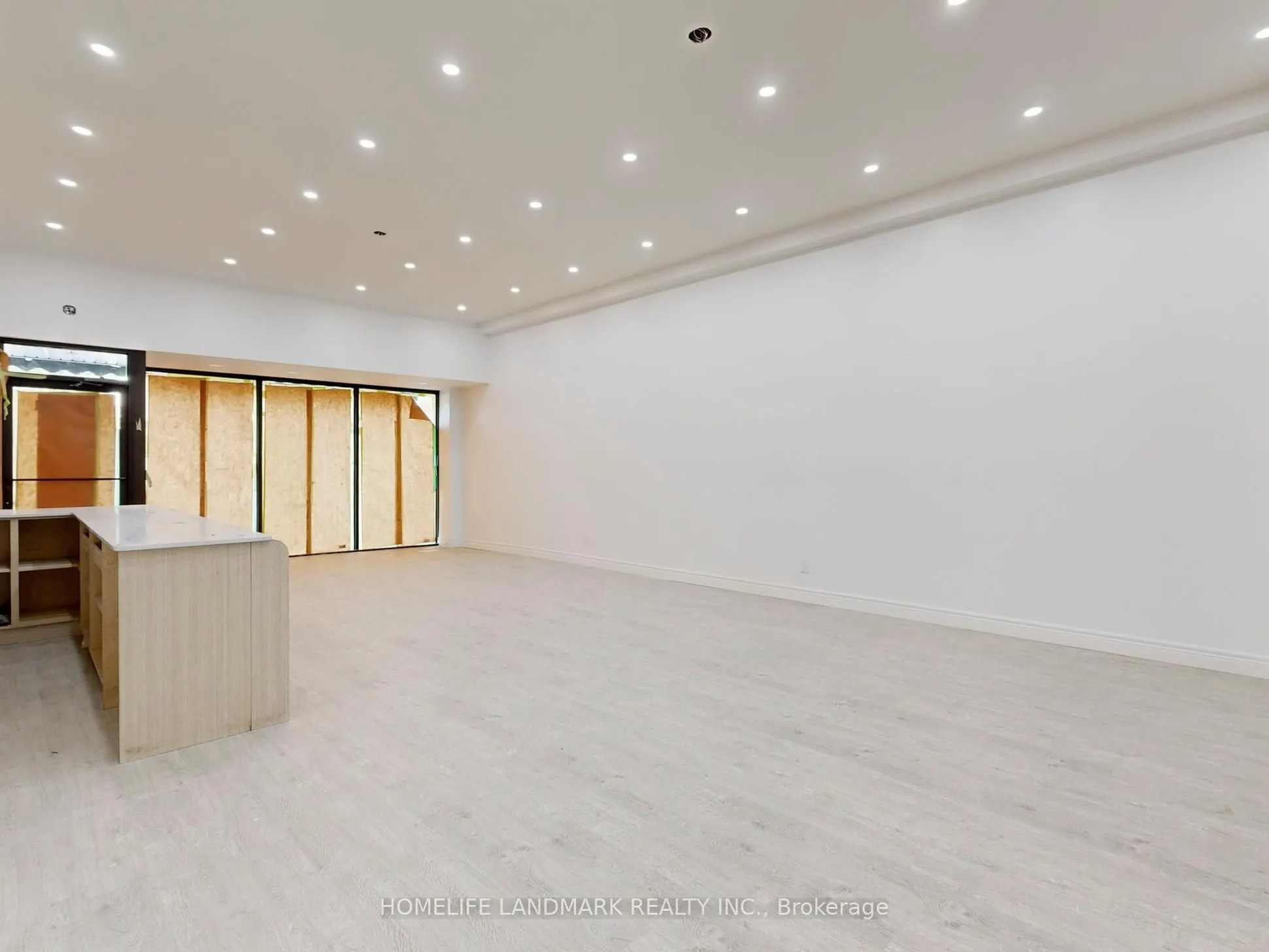 3229 Yonge Street