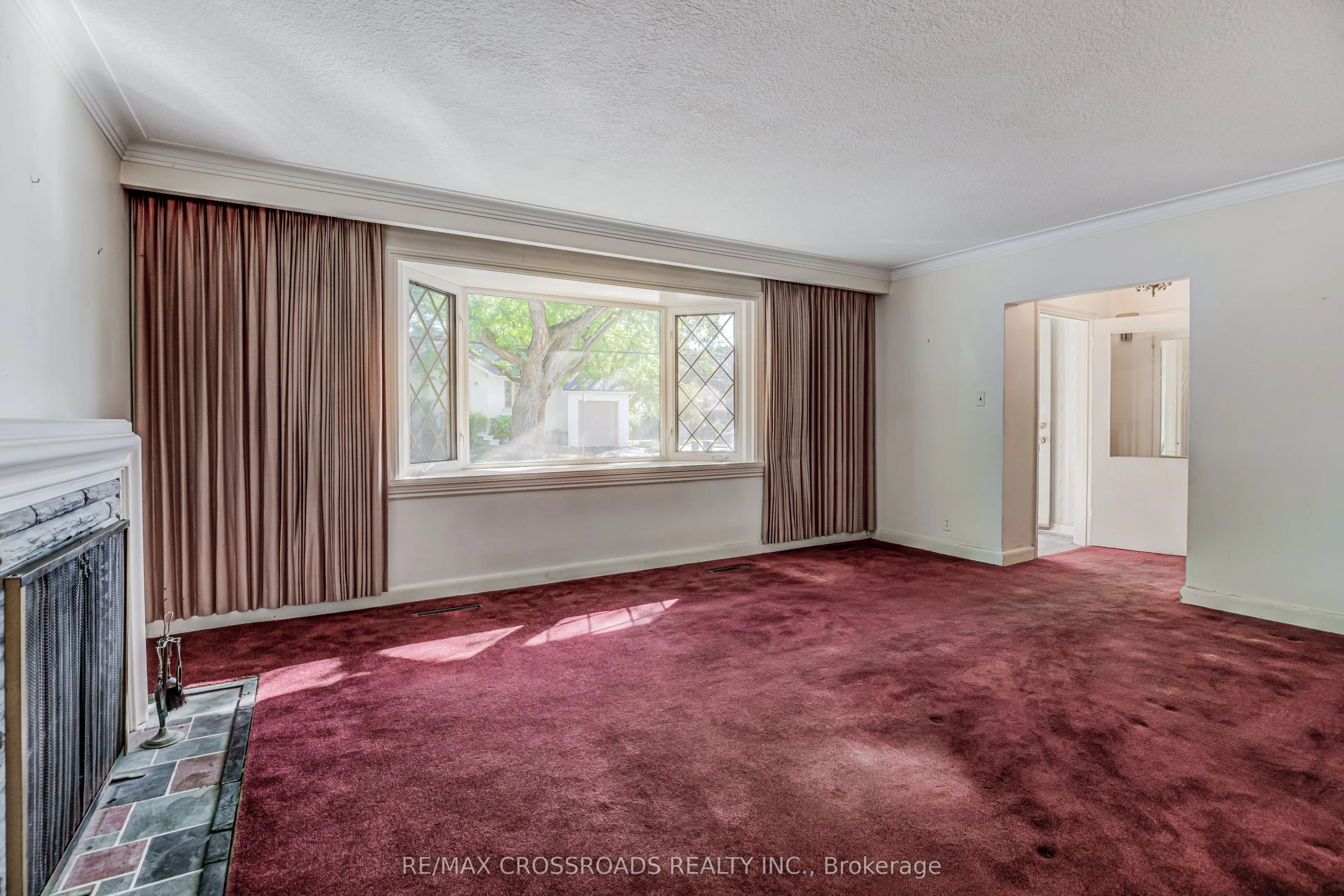 156 Florence Avenue