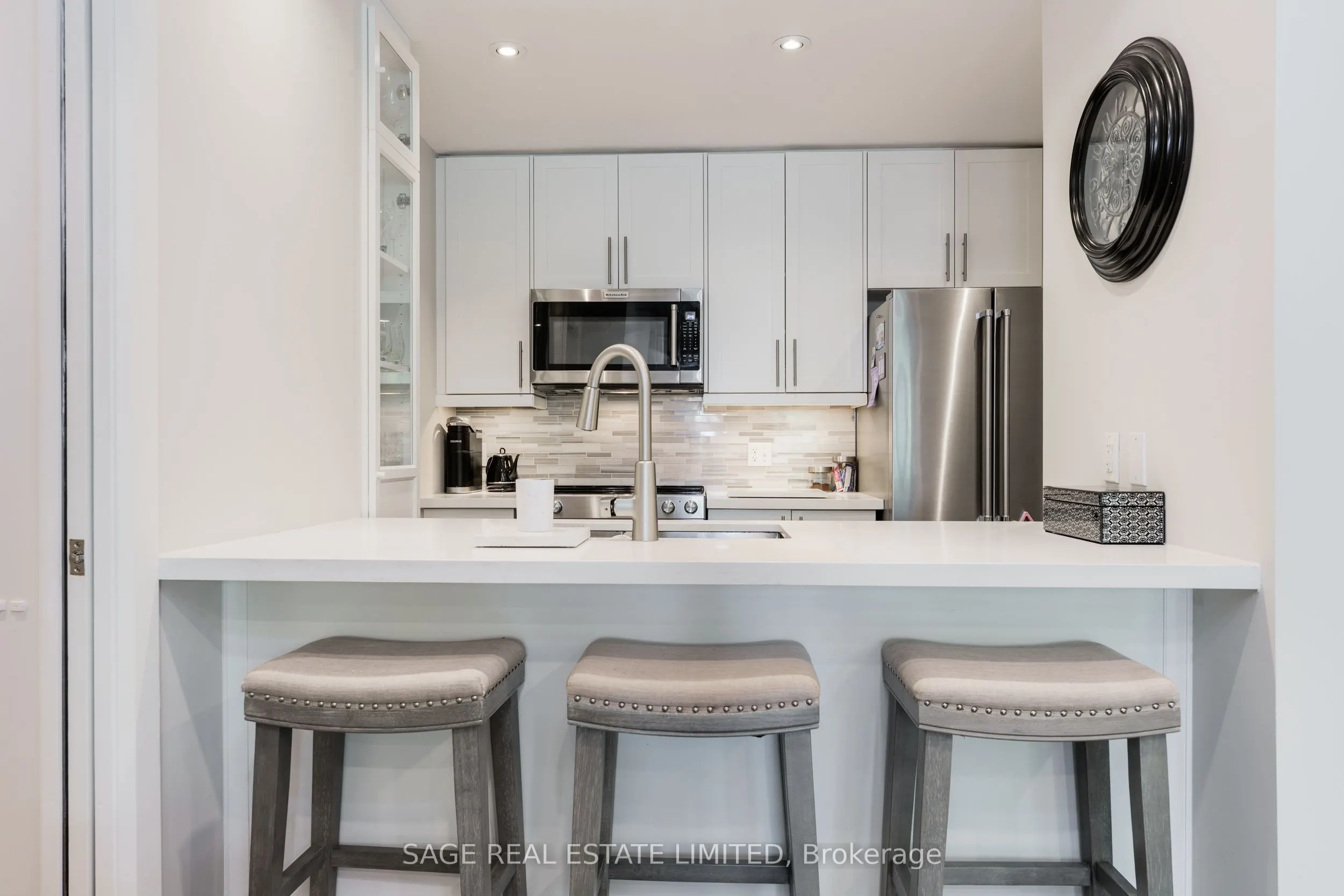 1636 Dundas Street W, #3