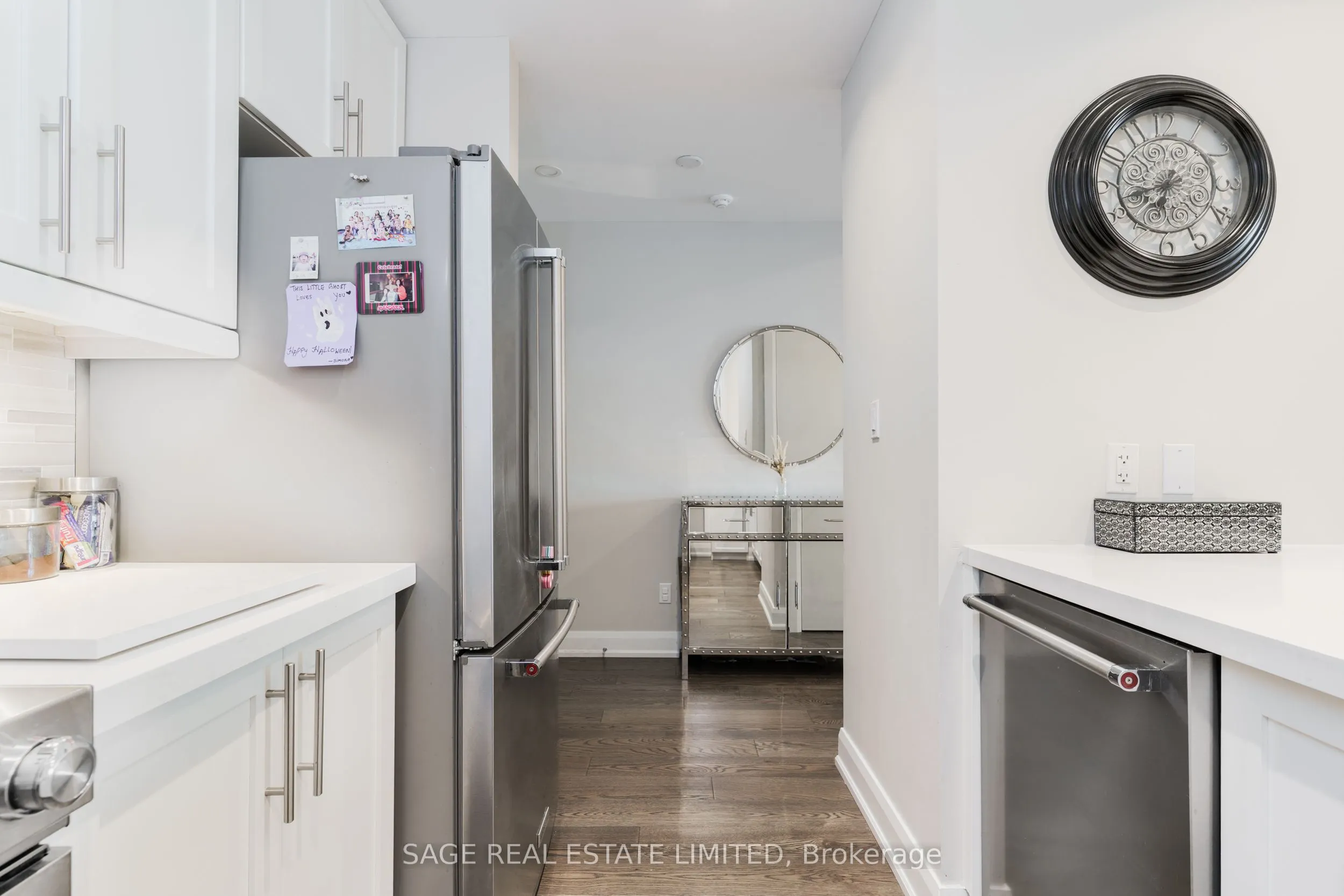 1636 Dundas Street W, #3