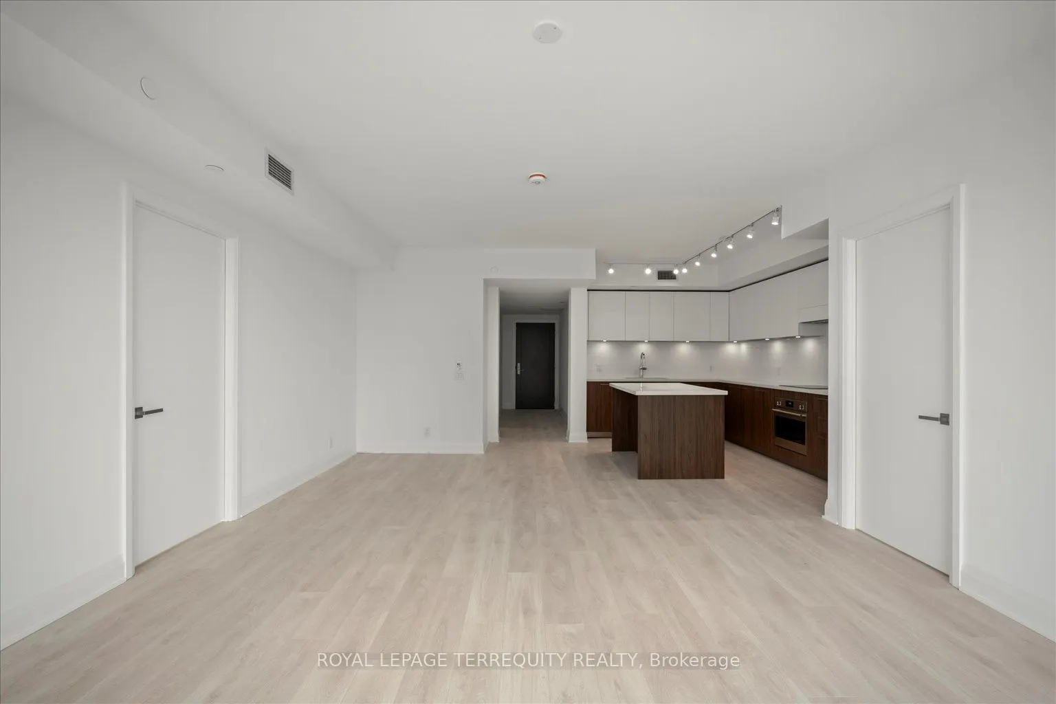 33 Frederick Todd Way, #1406