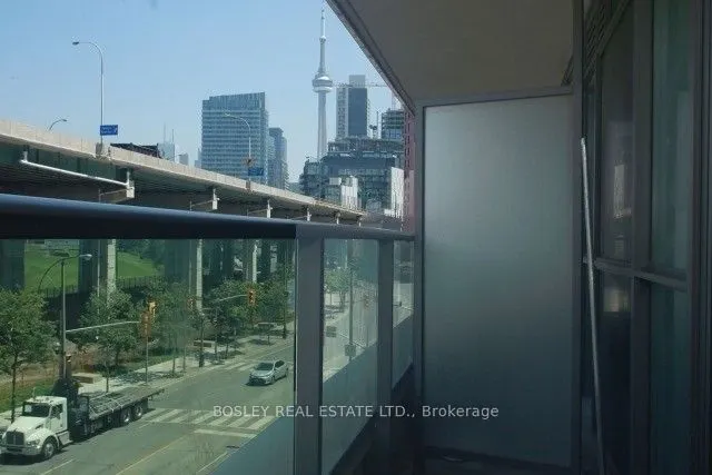 209 Fort York Boulevard, #468