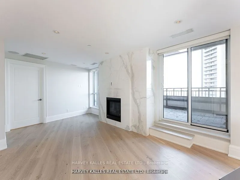 181 Davenport Road, #605