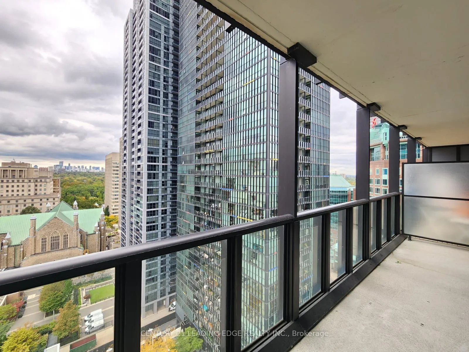 101 Charles Street E, #1608