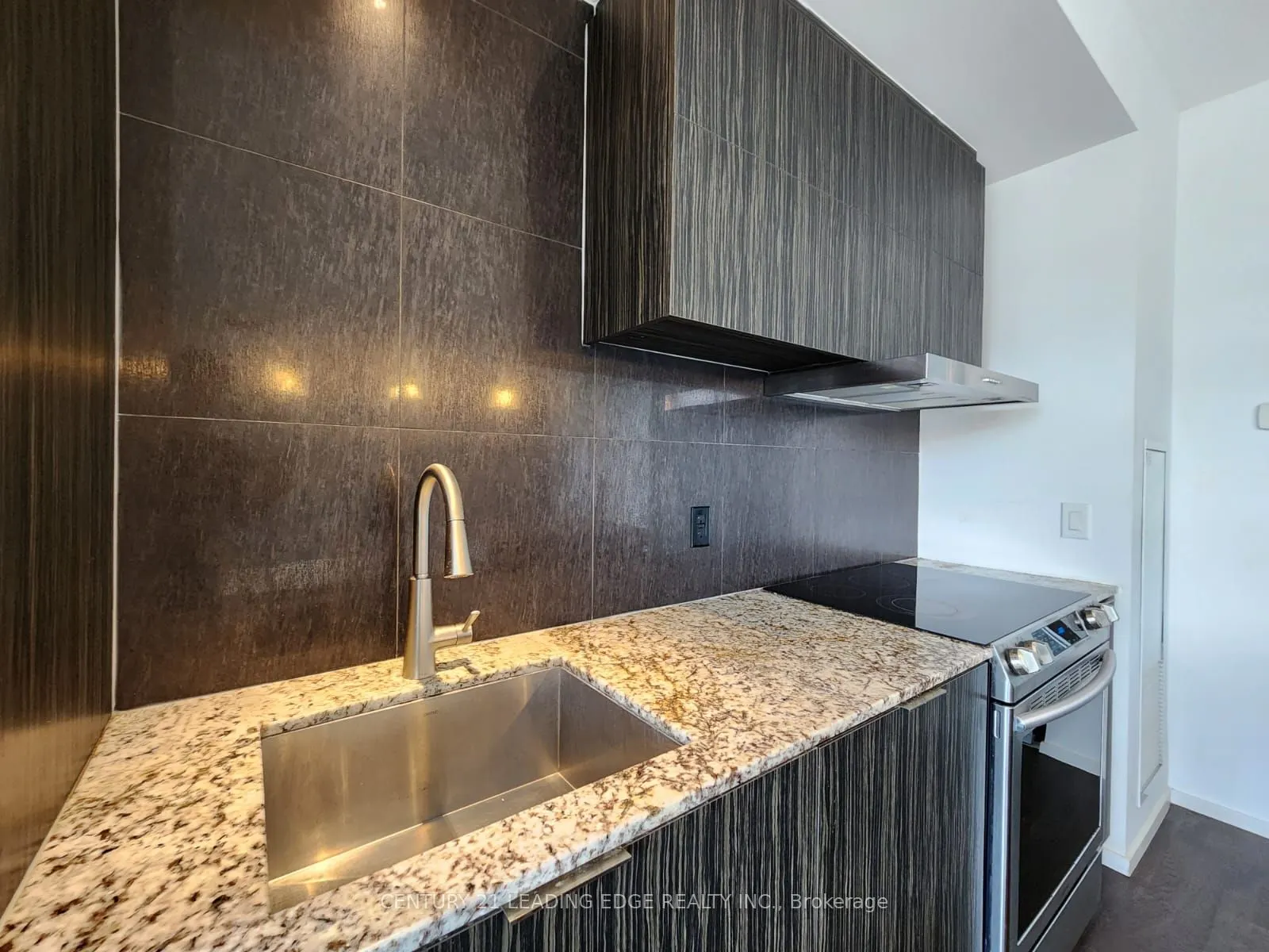 101 Charles Street E, #1608