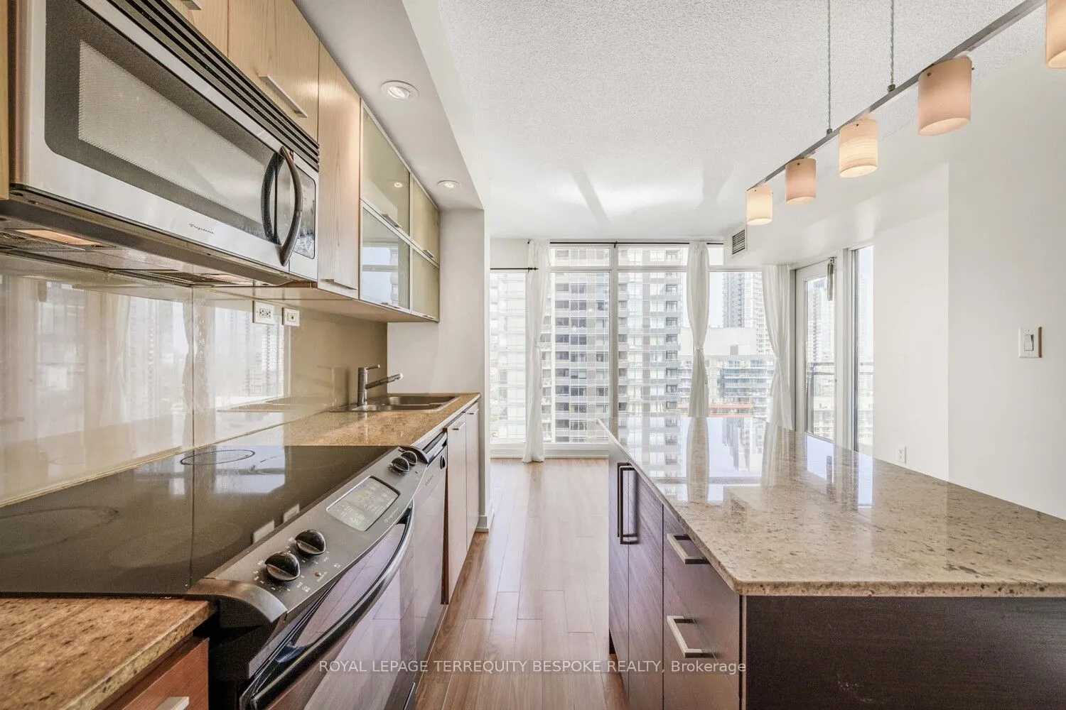 25 Capreol Court, #2102