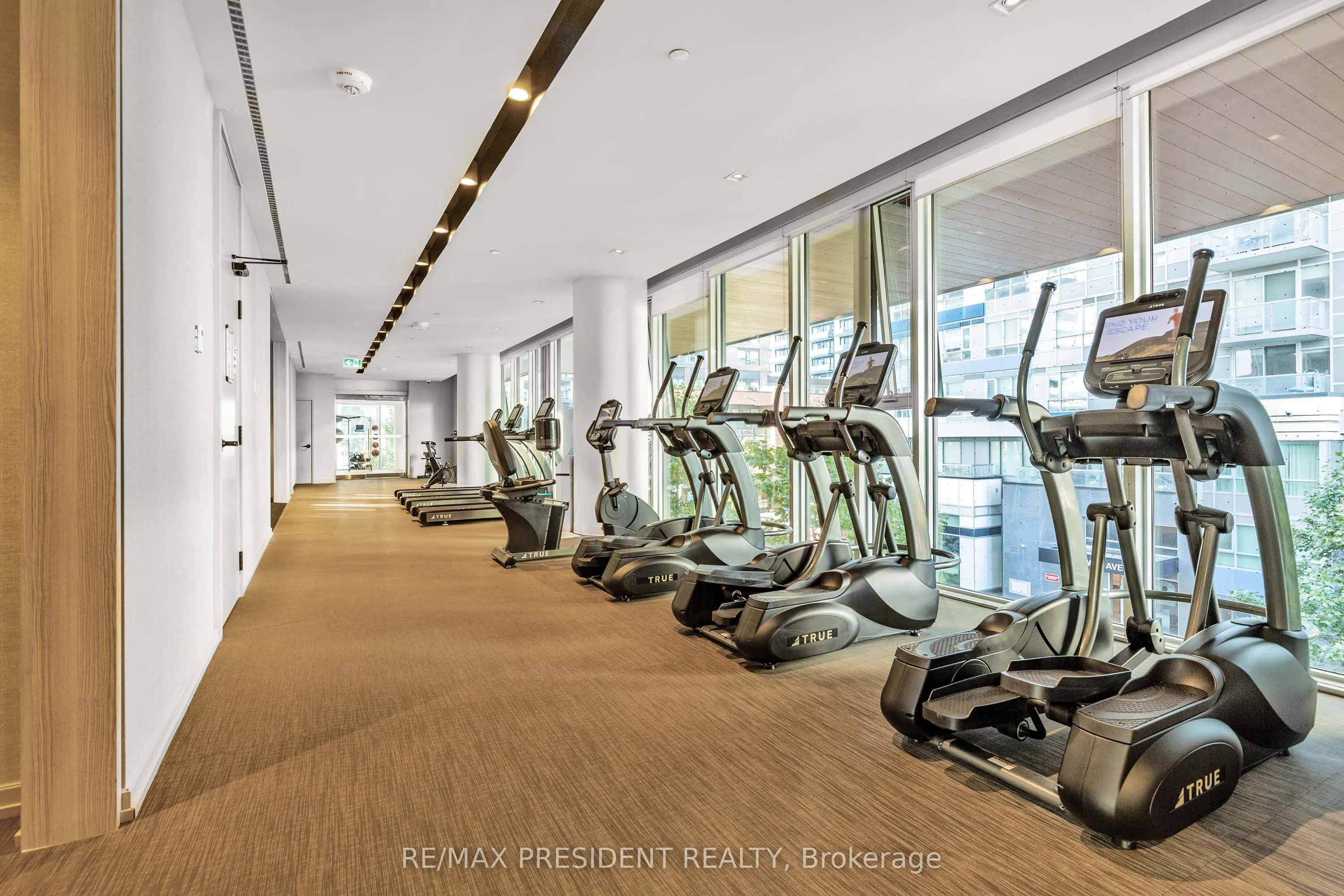 20 Tubman Avenue, #2401