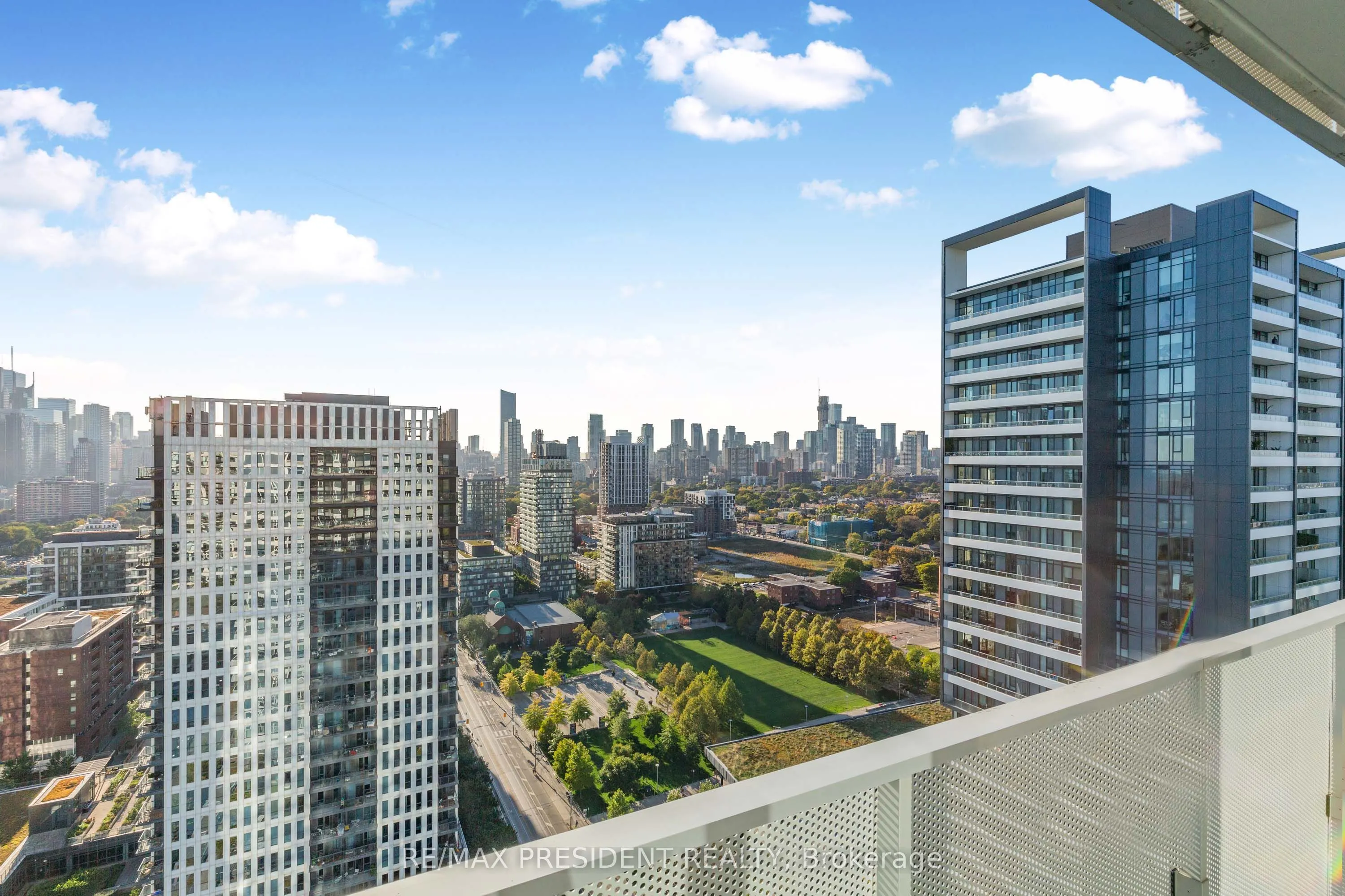20 Tubman Avenue, #2401
