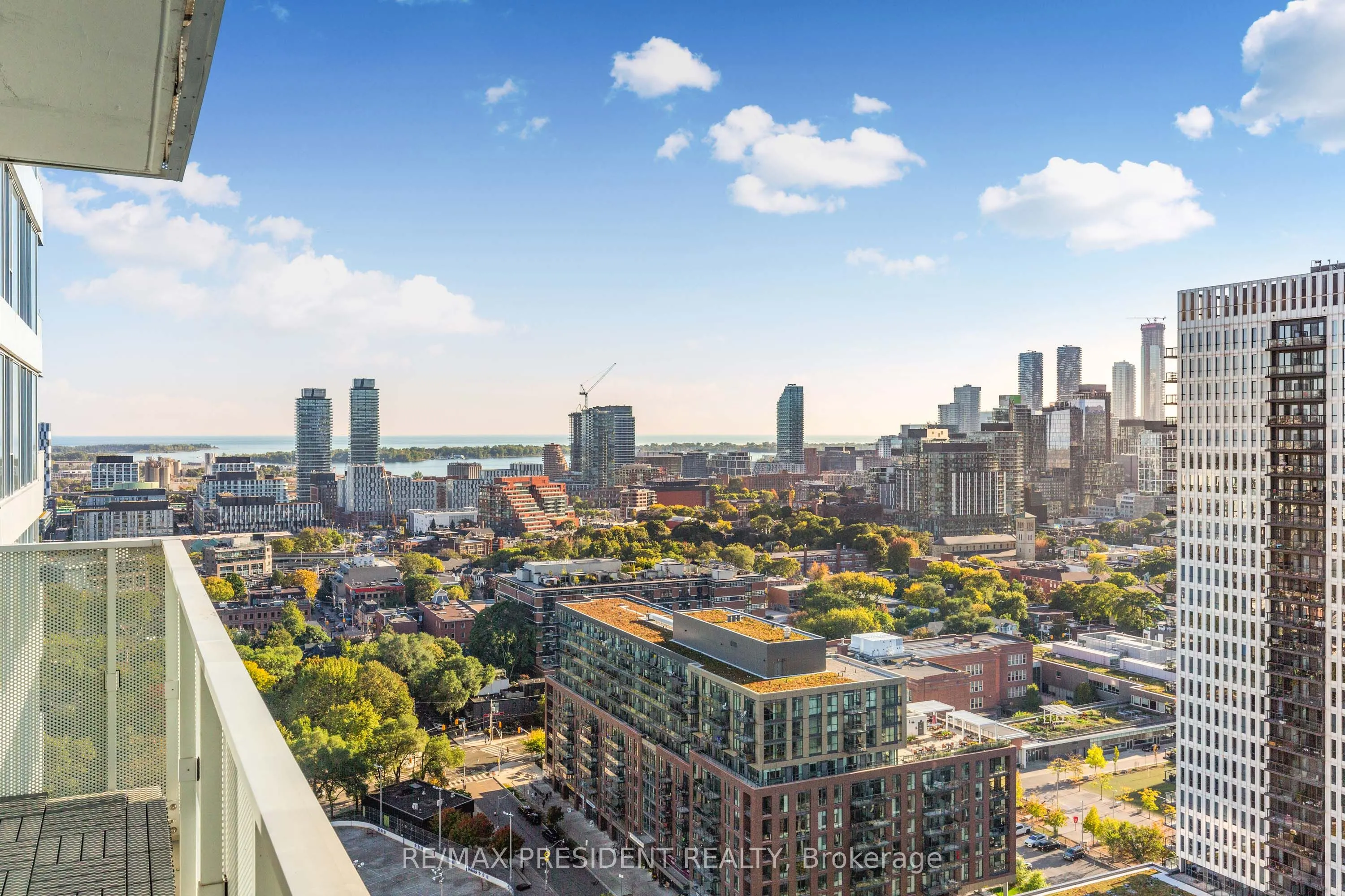 20 Tubman Avenue, #2401