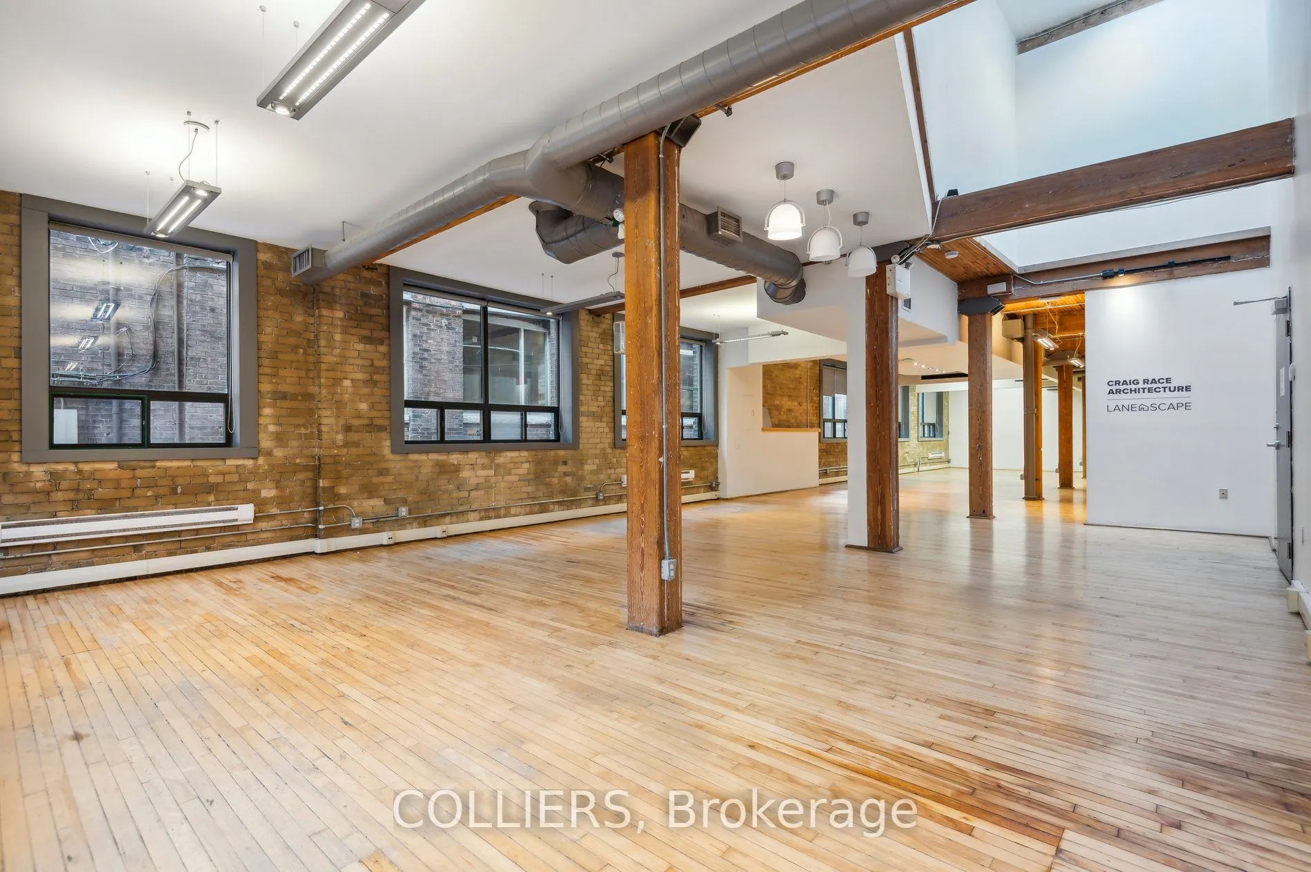 282 Richmond Street E