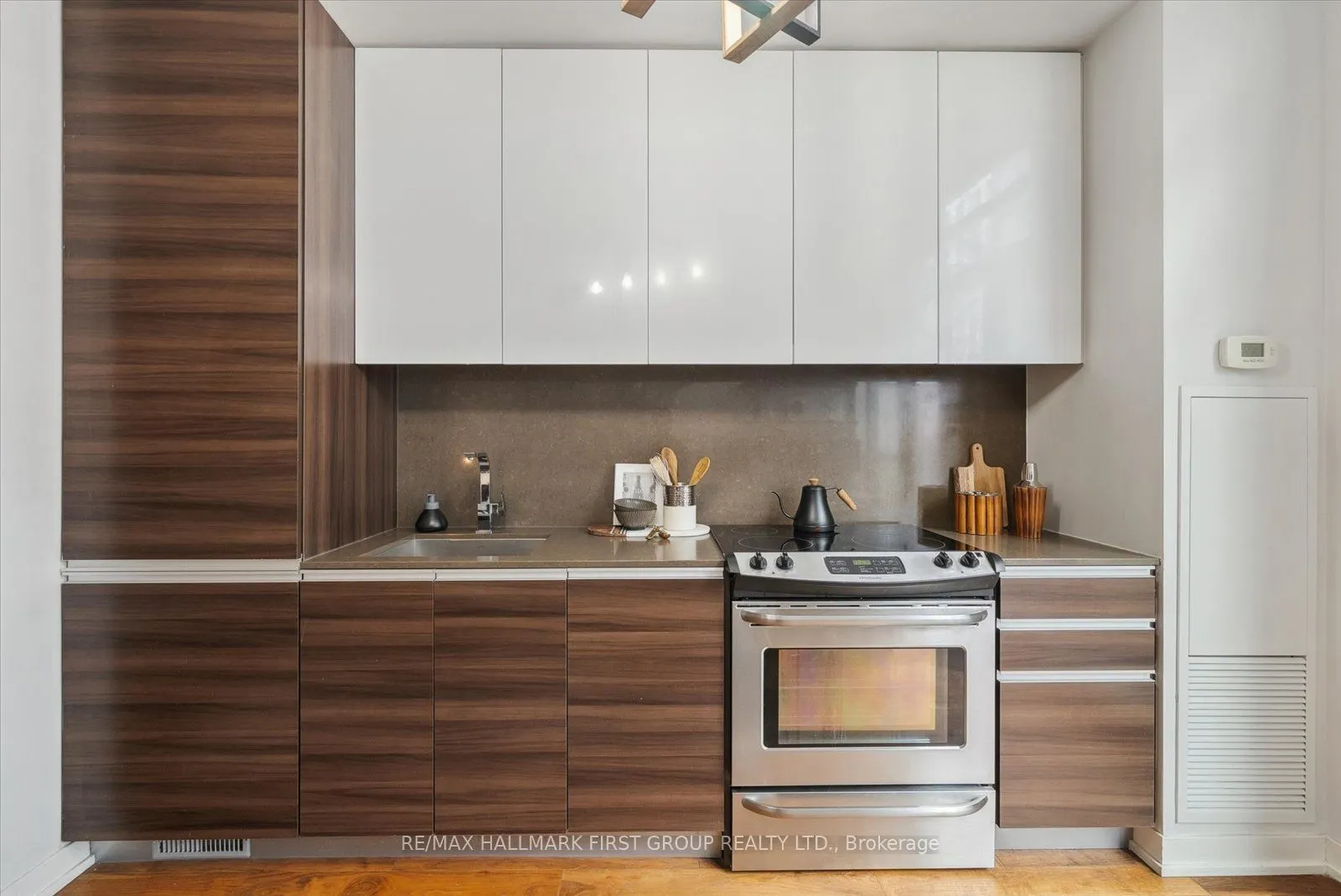 8 Gladstone Avenue, #602