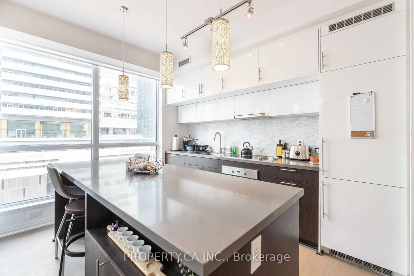 8 Mercer Street, #911