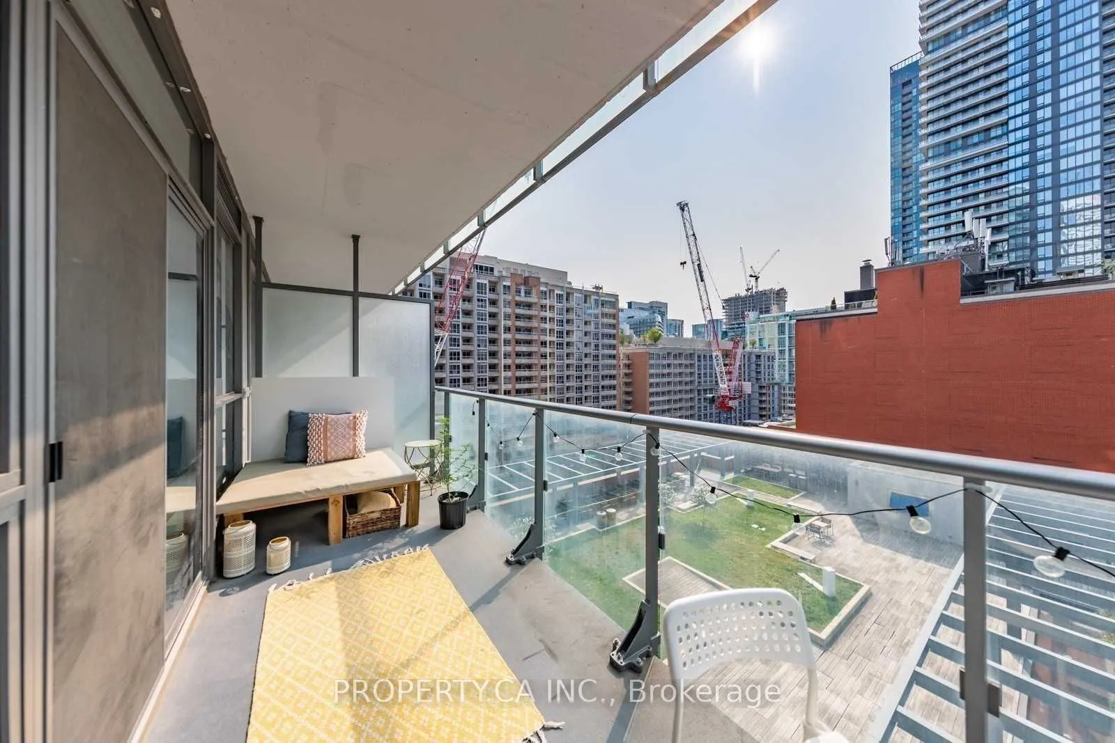 8 Mercer Street, #911