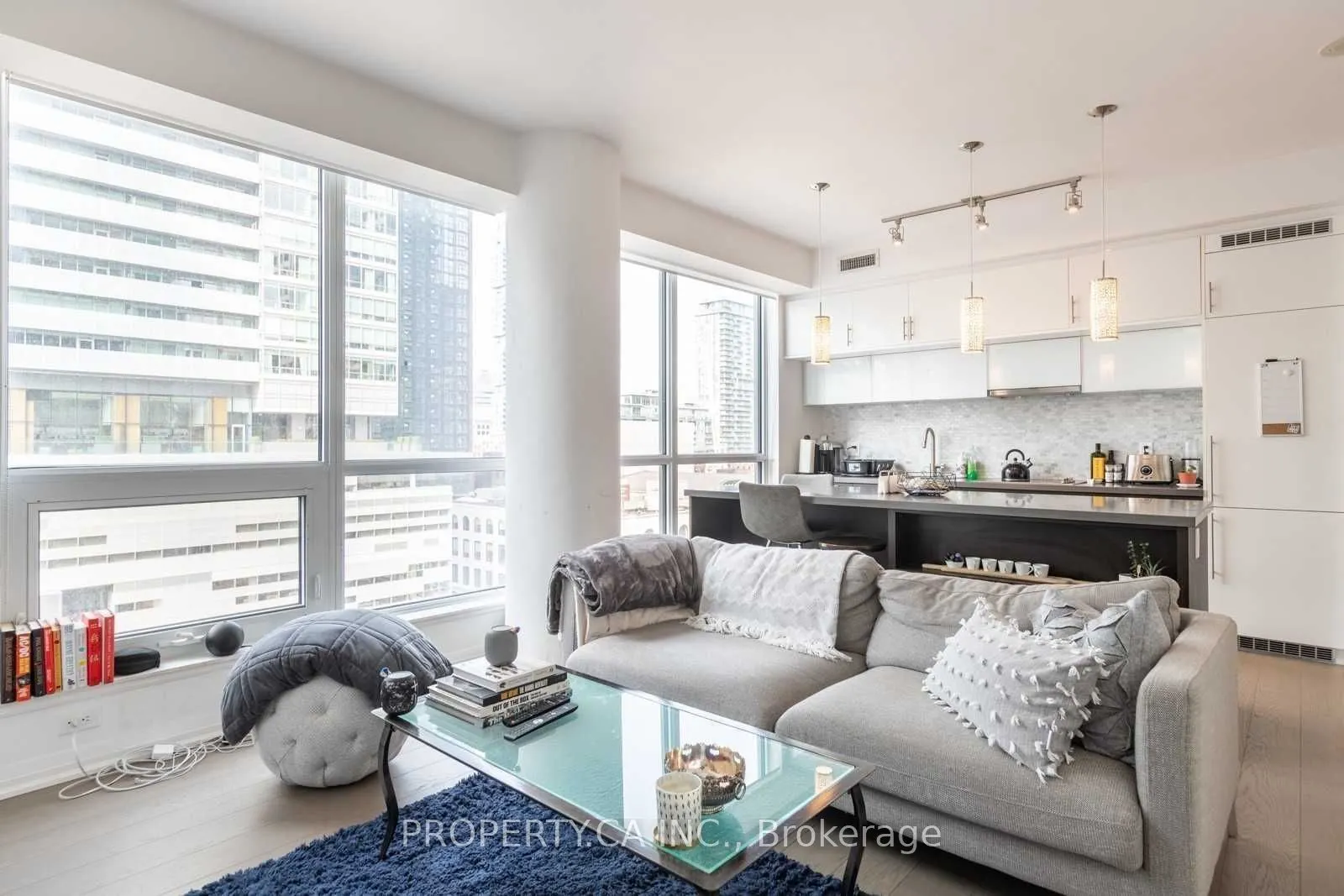 8 Mercer Street, #911