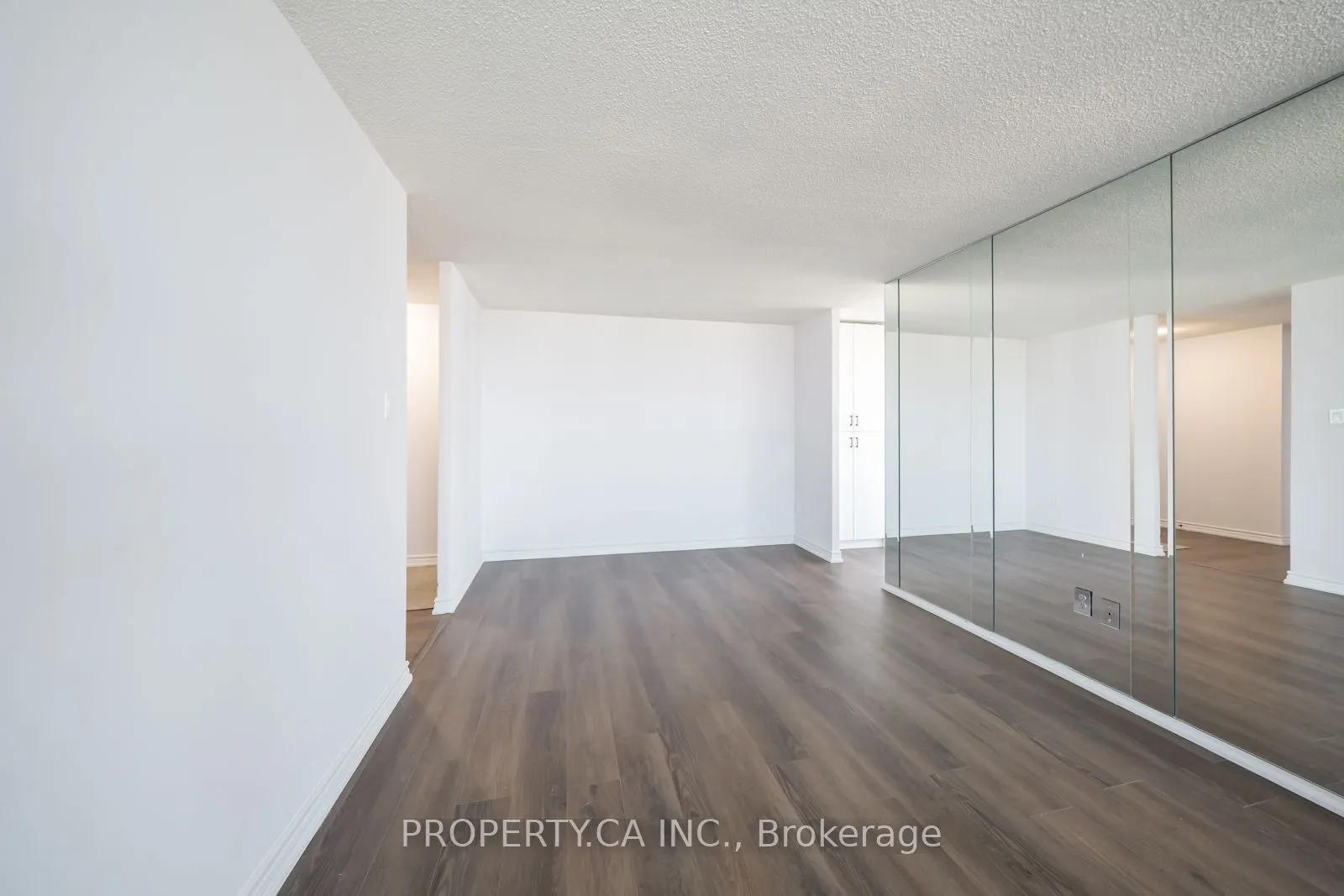 100 Antibes Drive, #2606