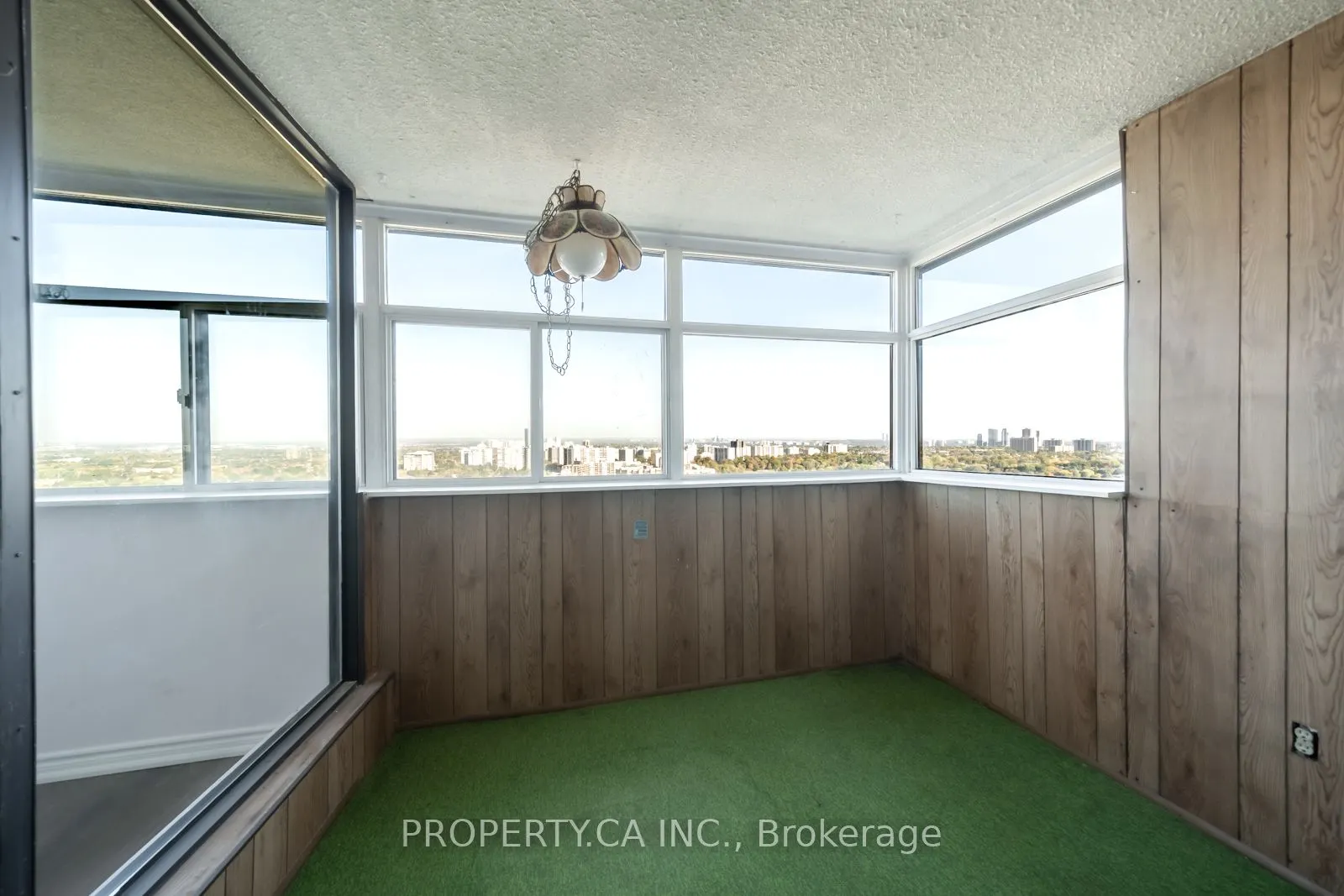 100 Antibes Drive, #2606