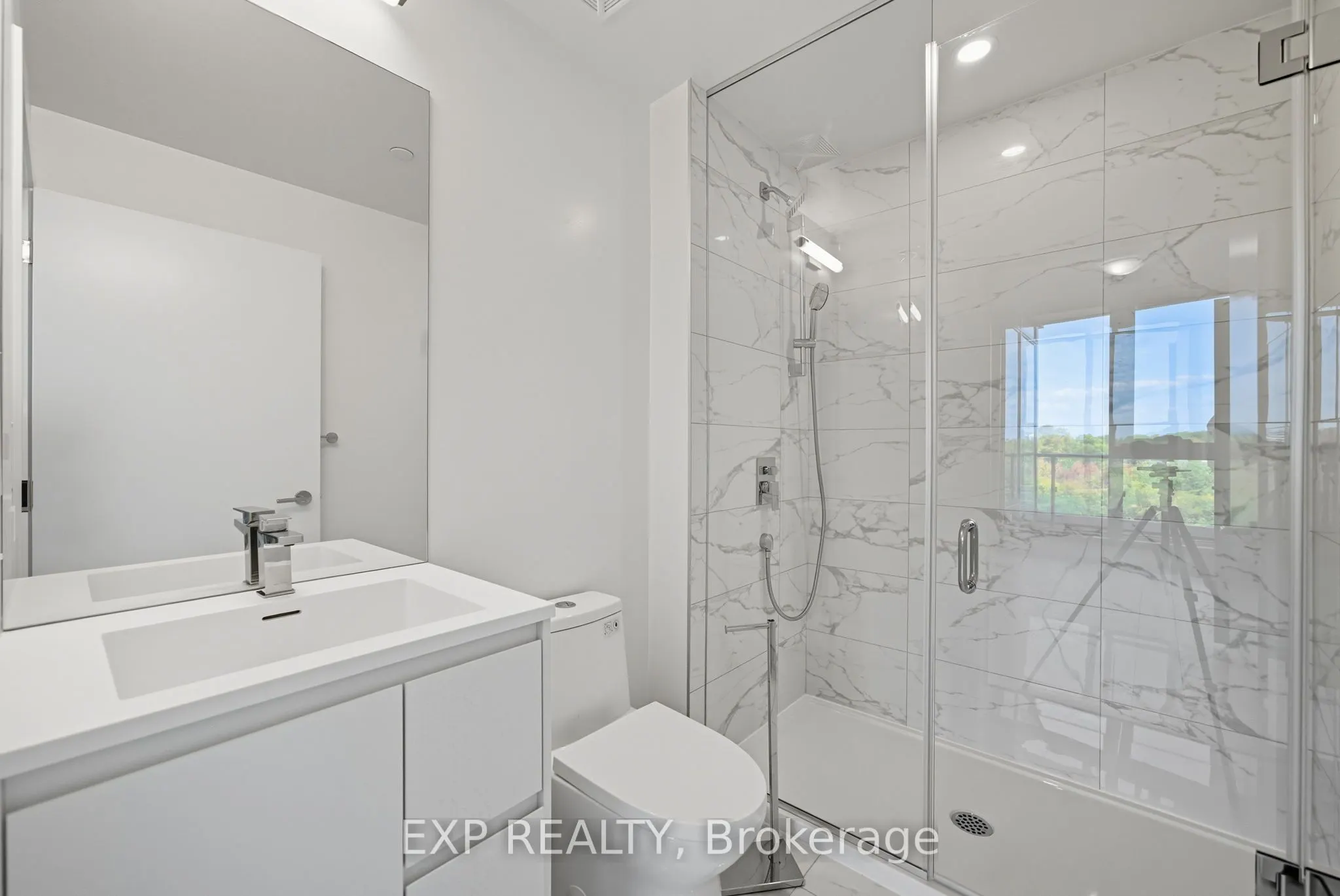 1 Kyle Lowry Road, #608