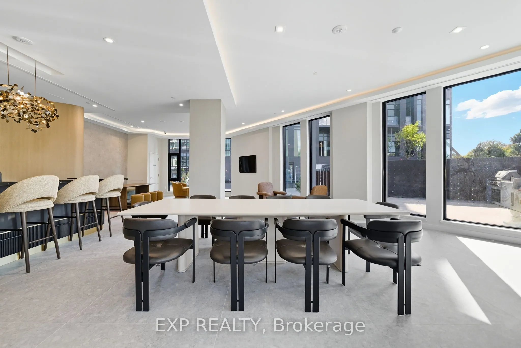 1 Kyle Lowry Road, #608