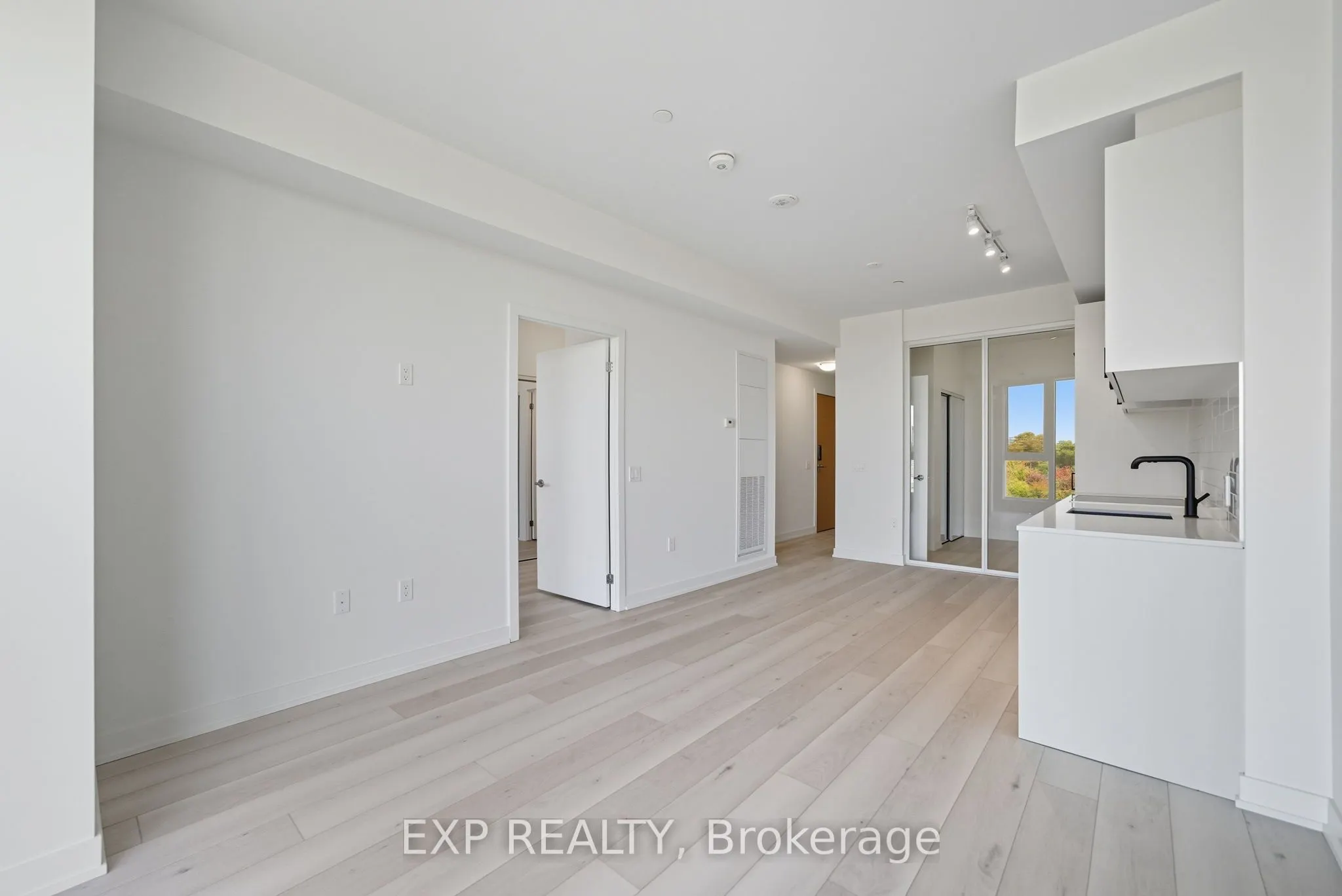 1 Kyle Lowry Road, #608