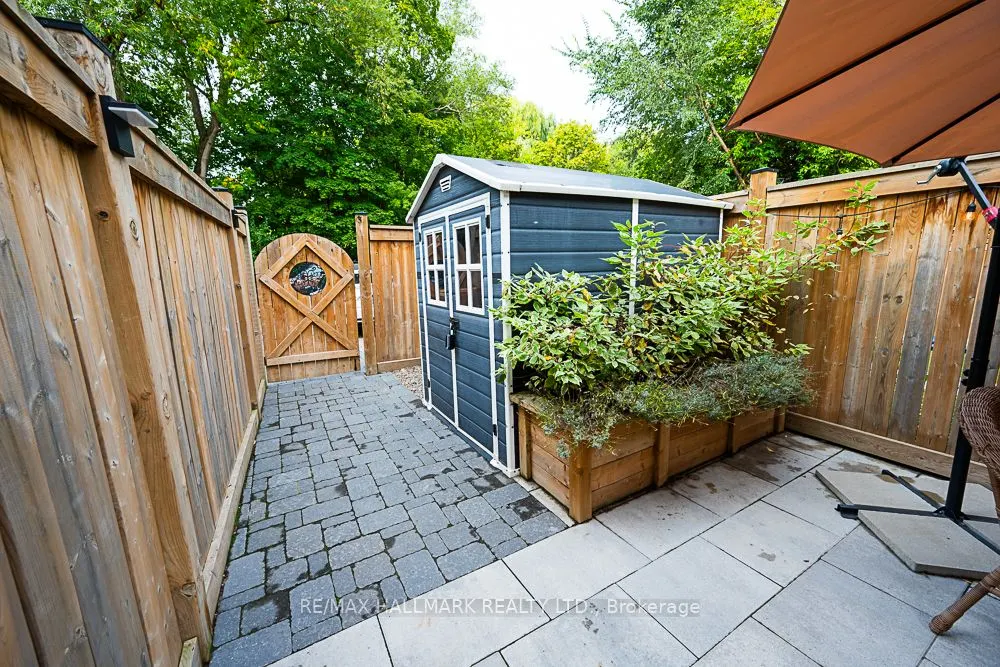 3318 Bathurst Street