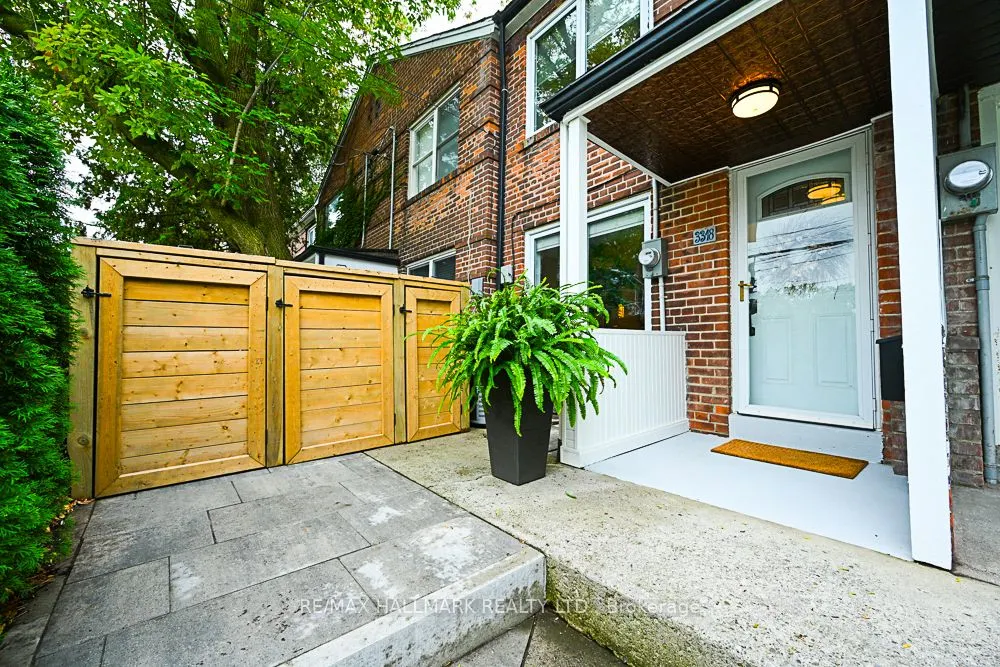 3318 Bathurst Street