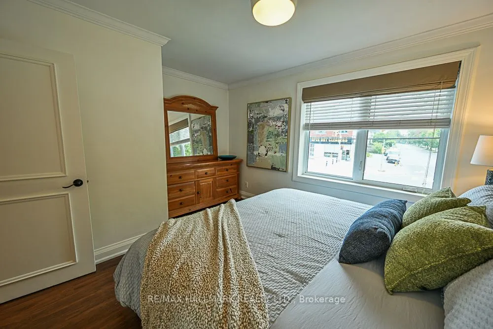 3318 Bathurst Street