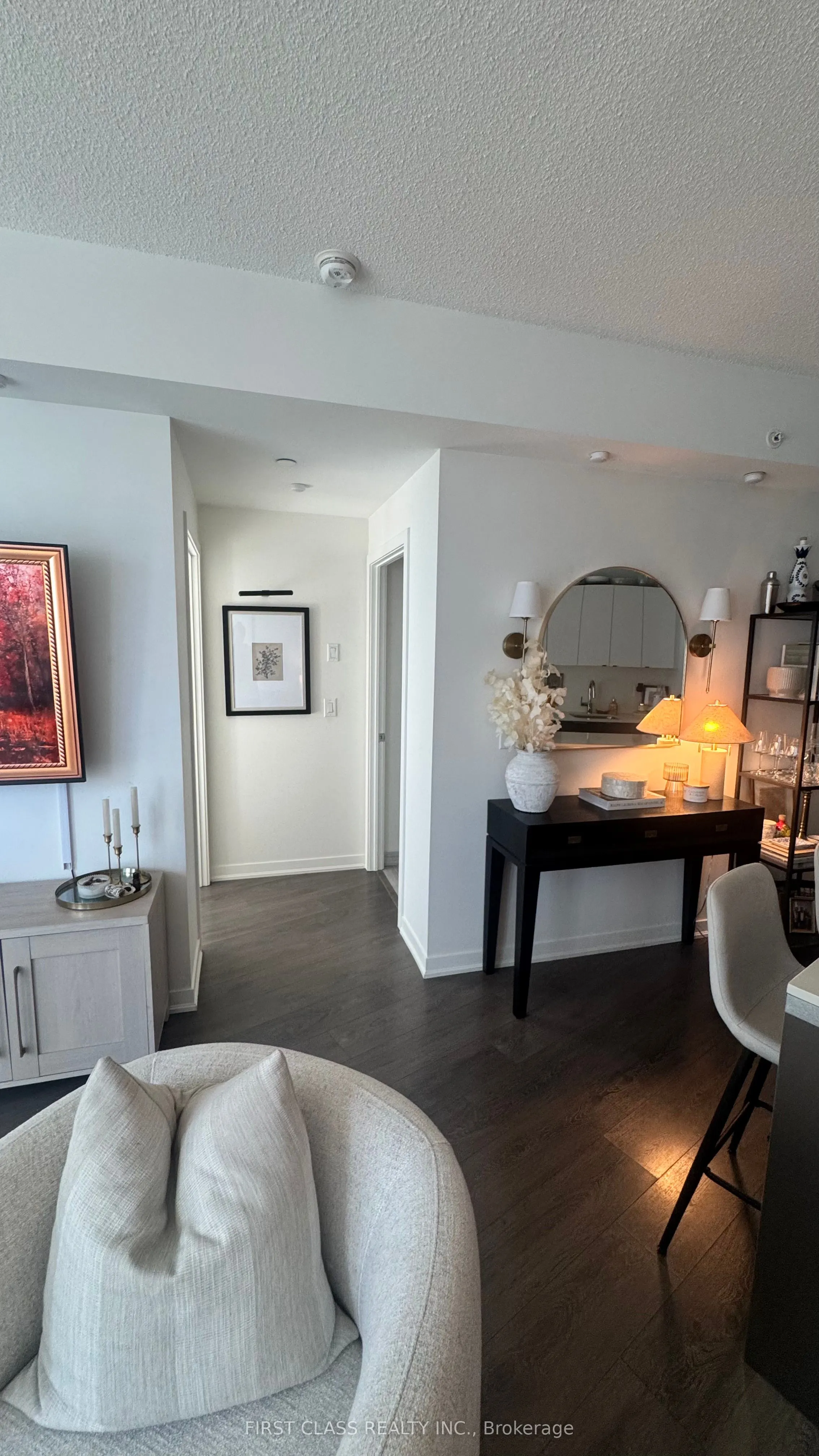51 East Liberty Street E, #1007