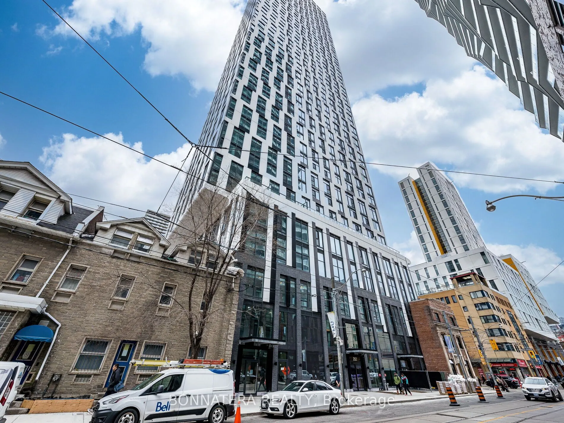 252 Church Street, #903