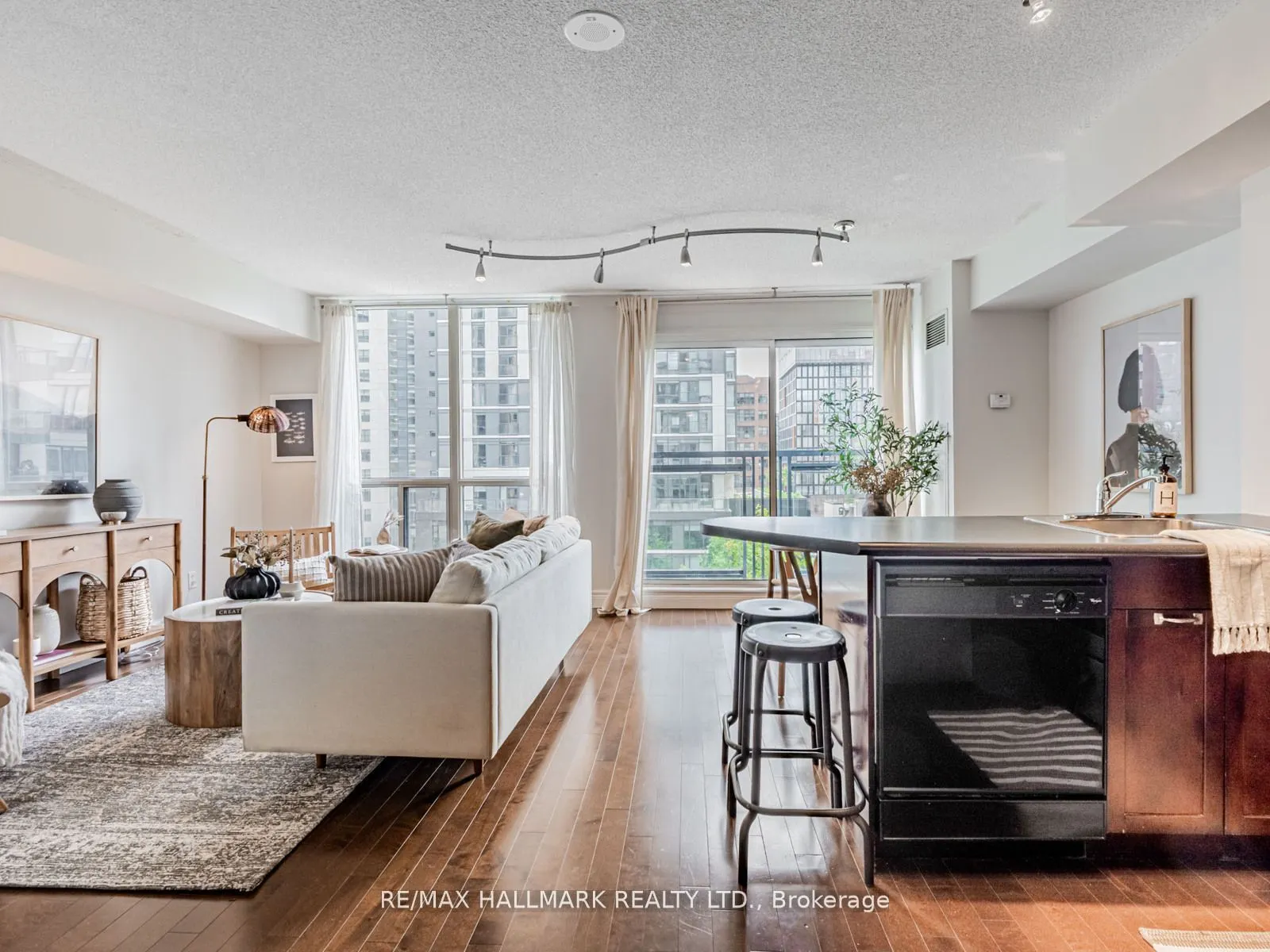 75 Dalhousie Street, #710