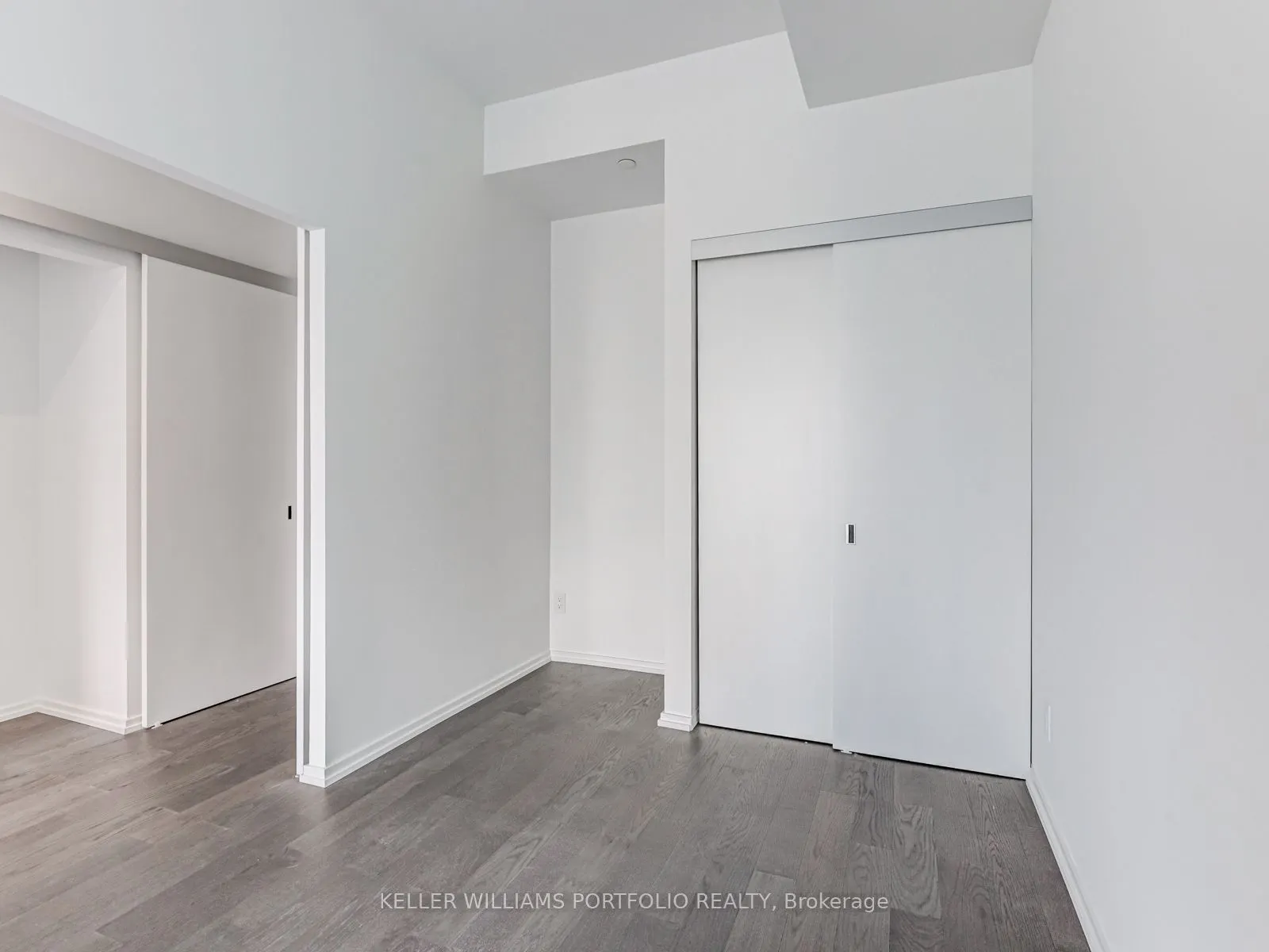 5 Soudan Avenue, #1013
