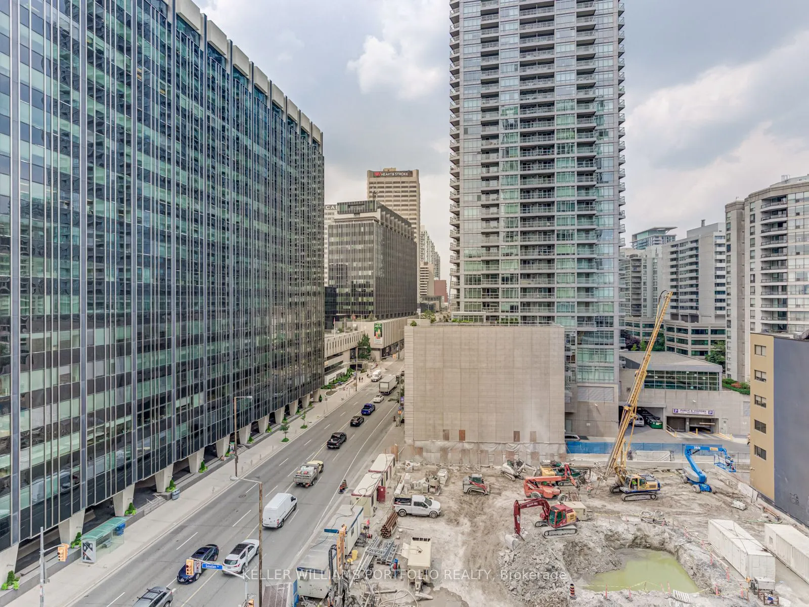 5 Soudan Avenue, #1013