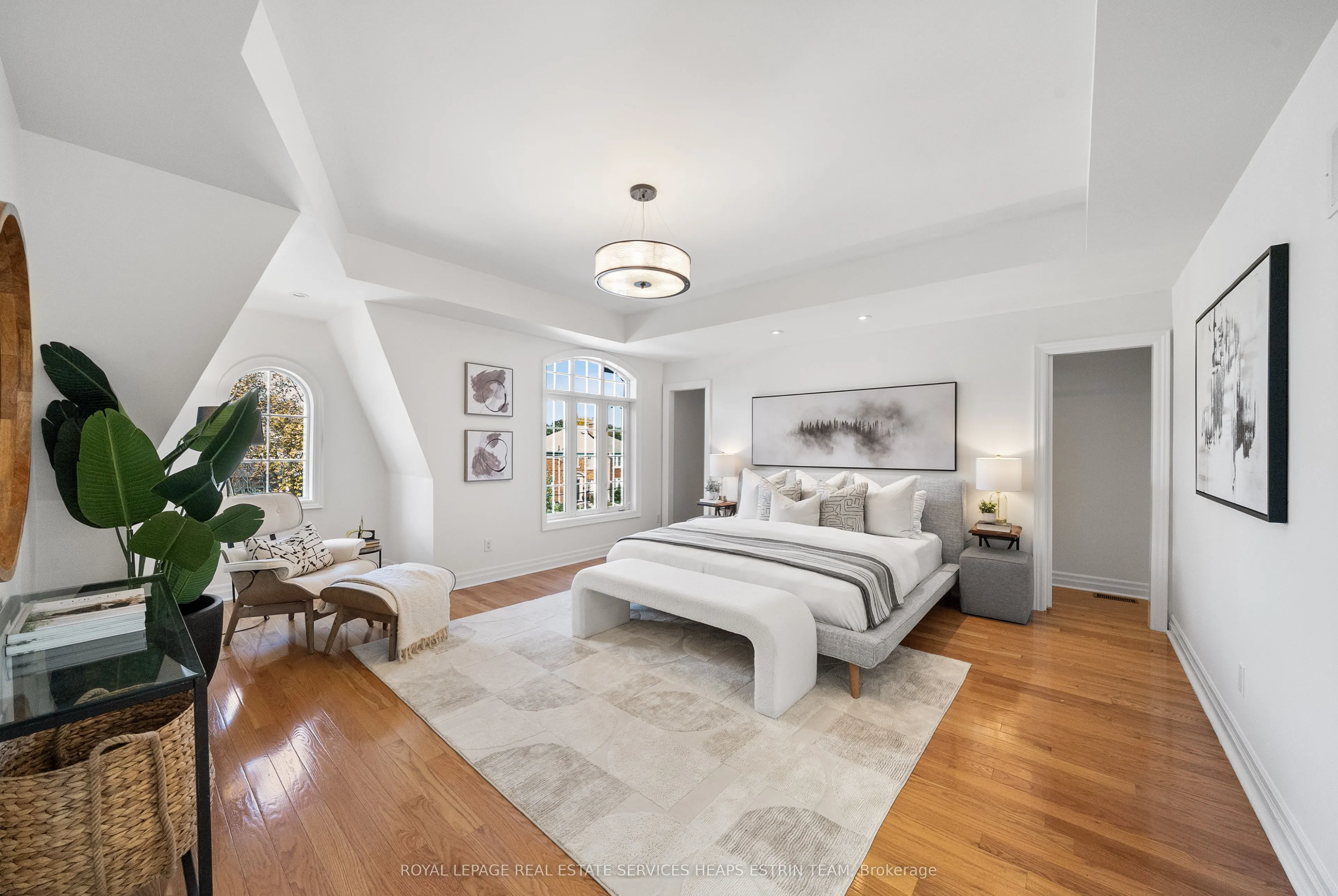507 Broadway Avenue
