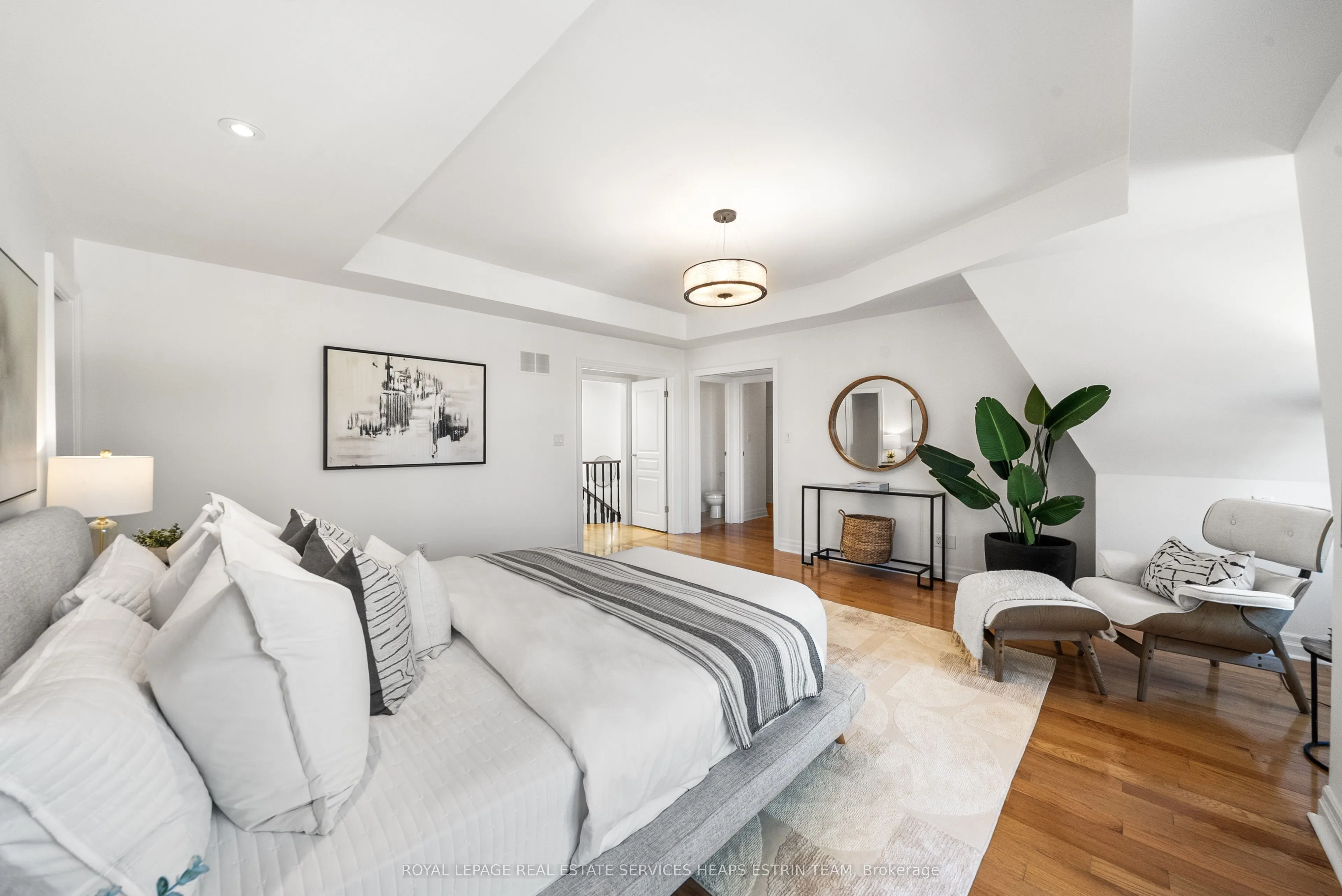 507 Broadway Avenue