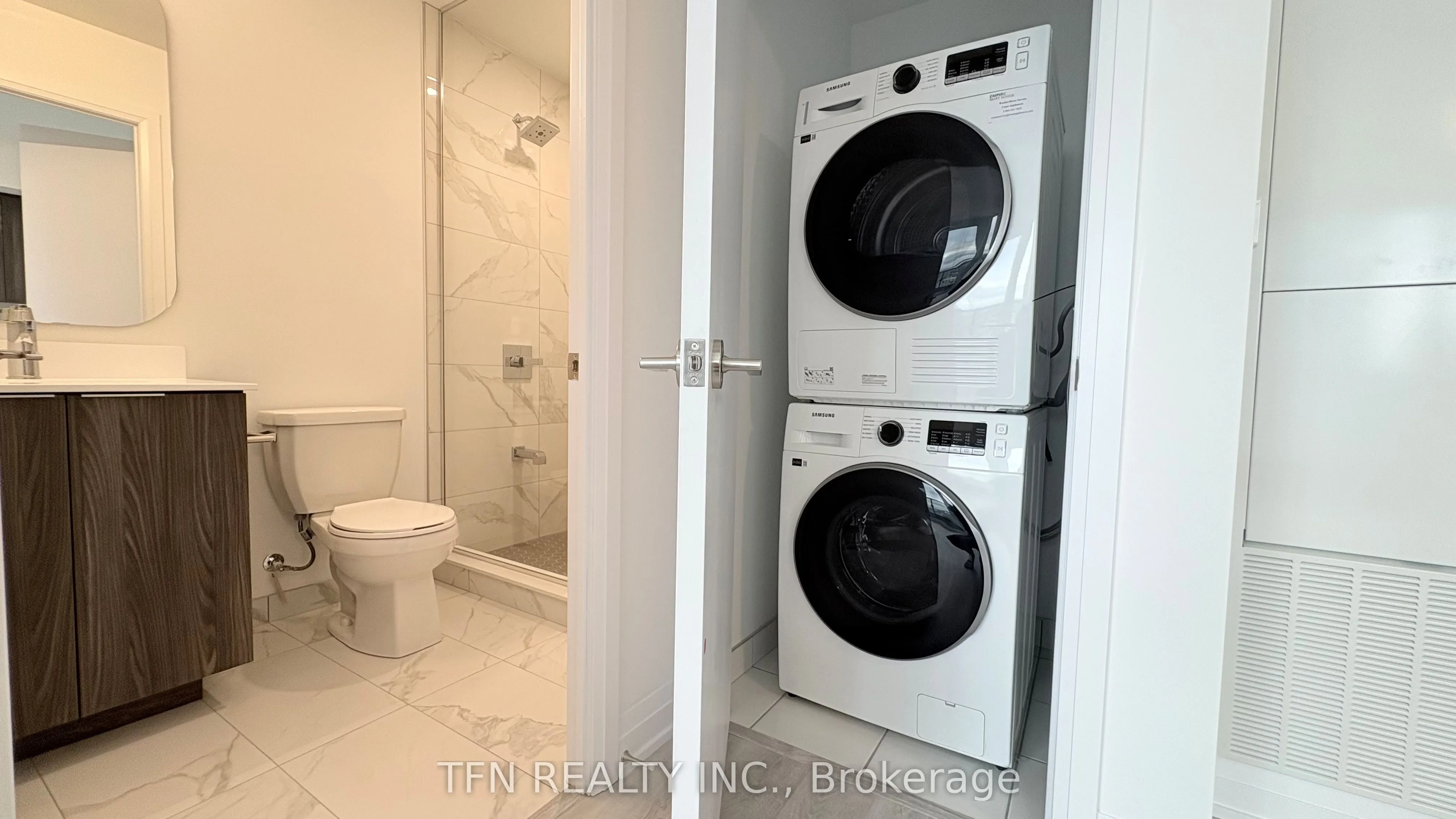 15 Richardson Street, #1812