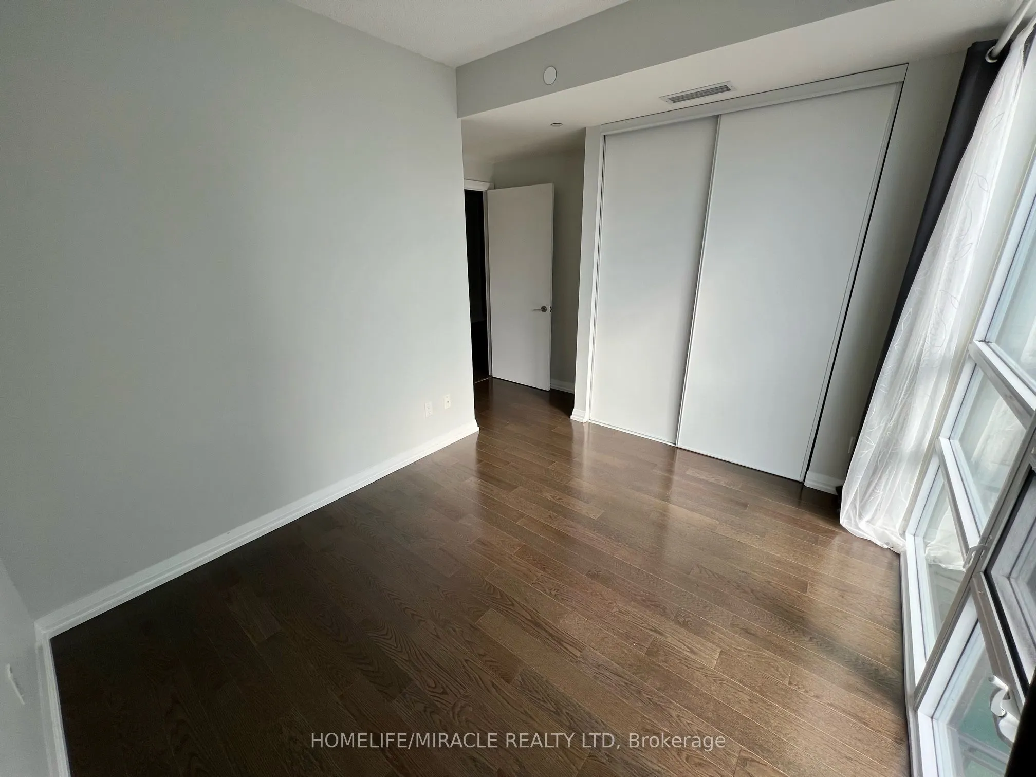 460 Adelaide Street E, #1610