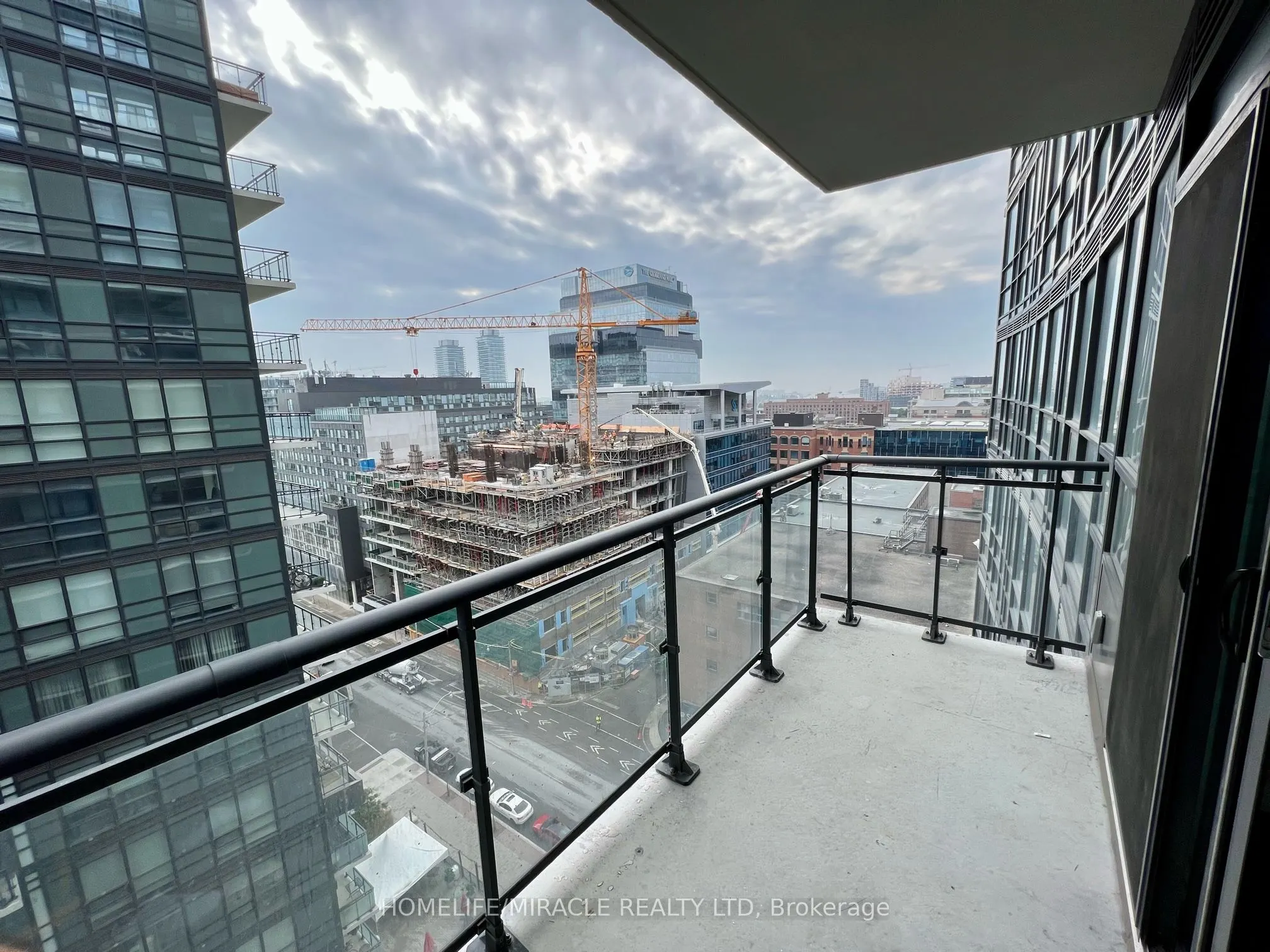 460 Adelaide Street E, #1610