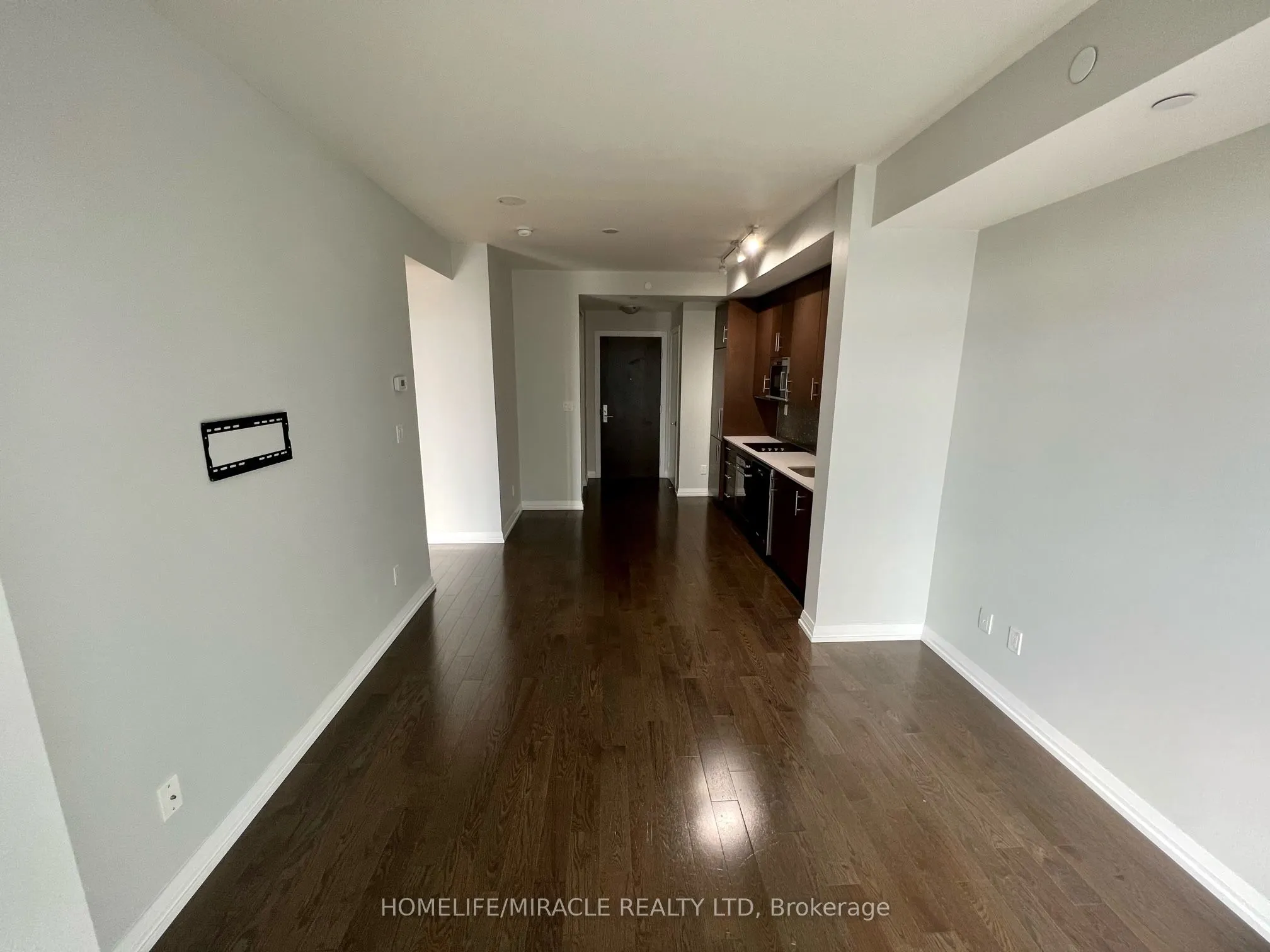 460 Adelaide Street E, #1610